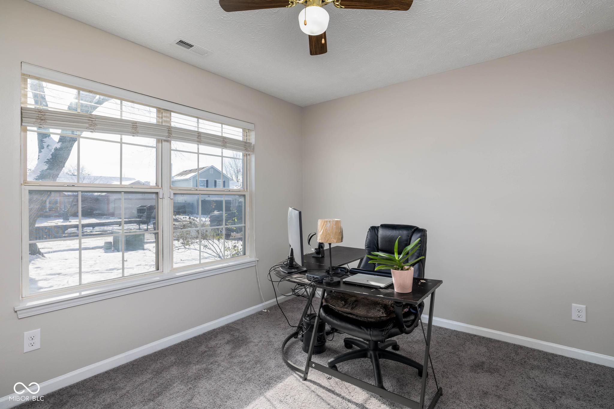 5993 Sycamore Forge Lane