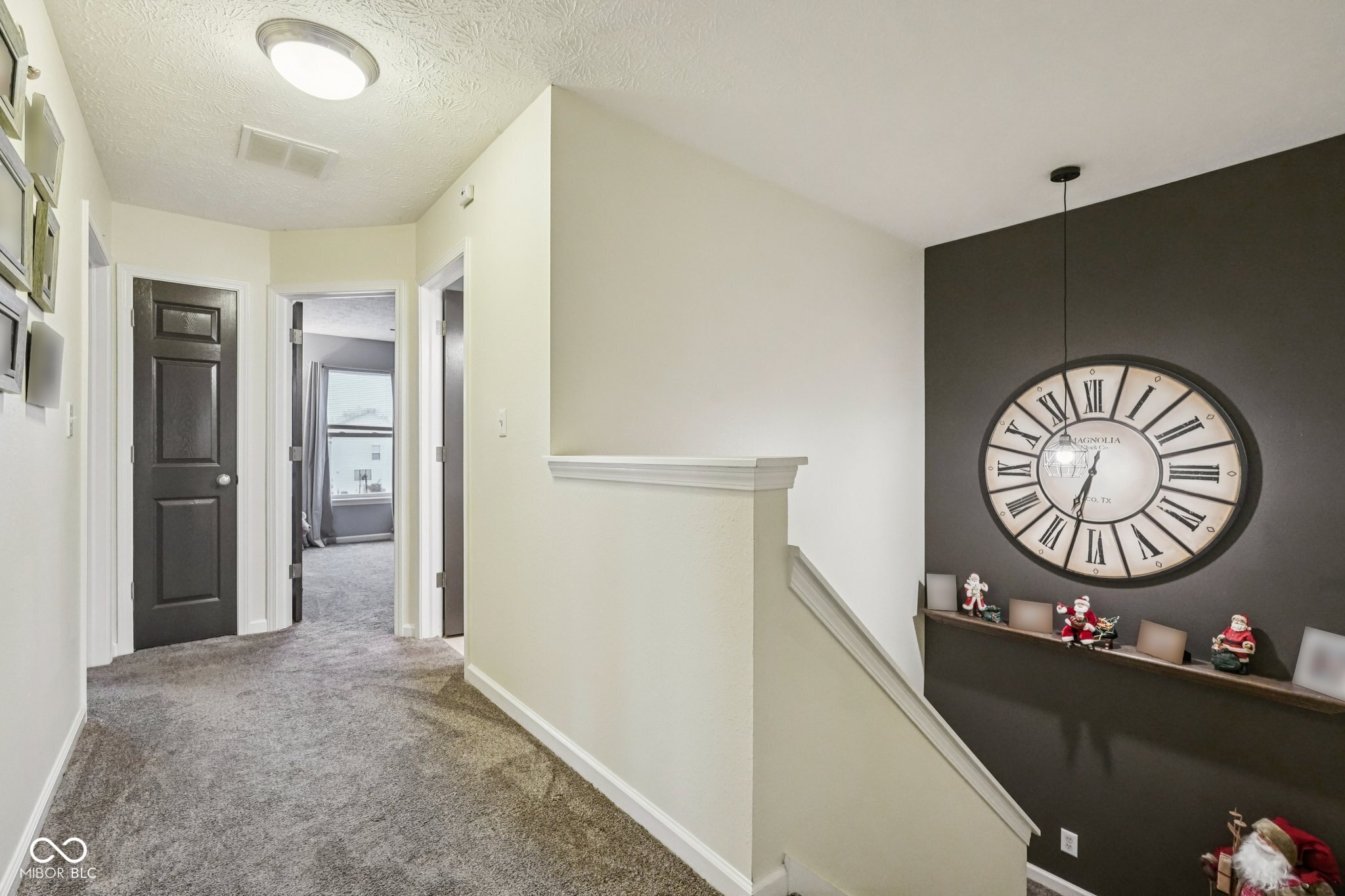 1502 Round Lake Court