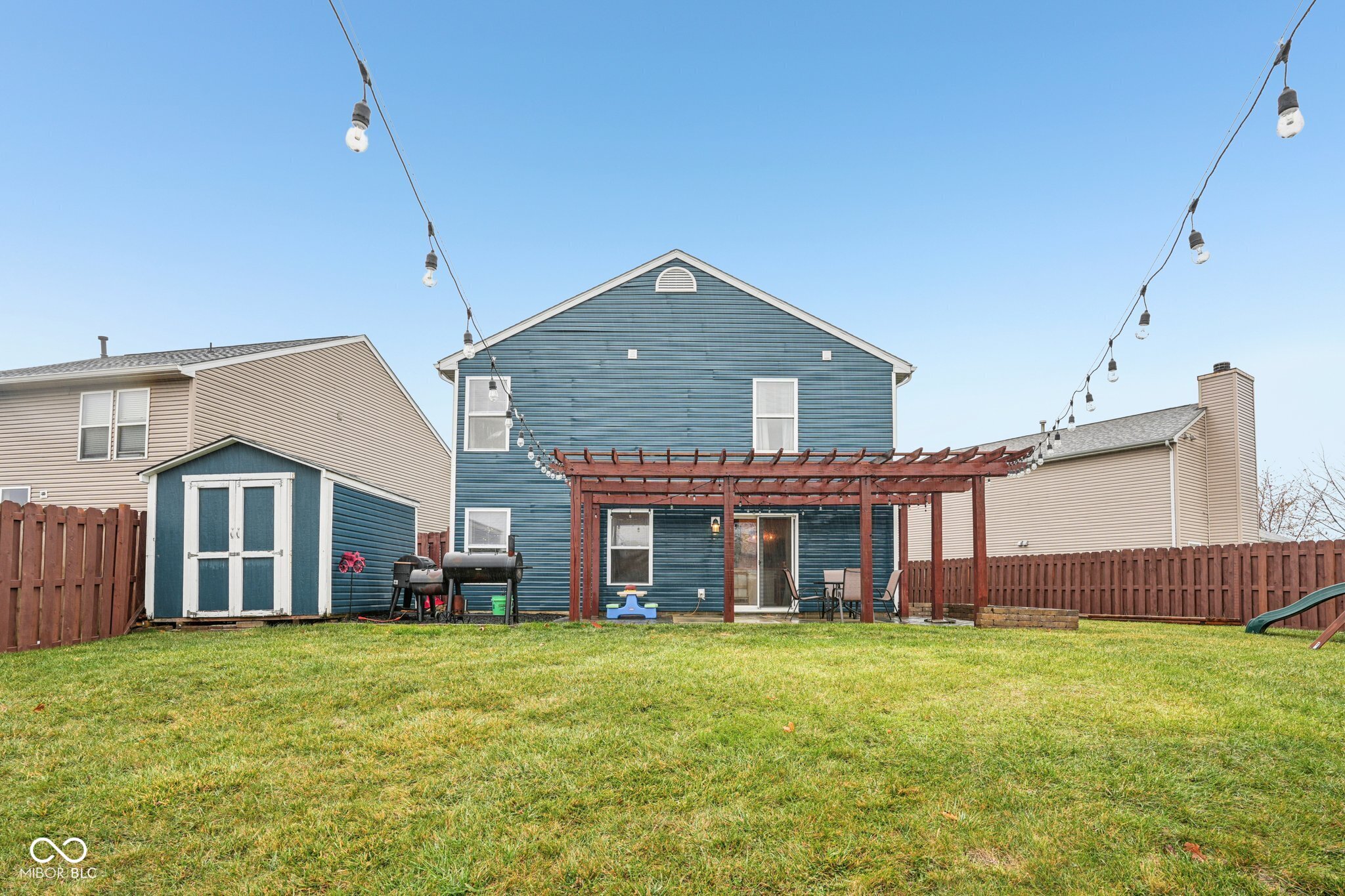 1502 Round Lake Court