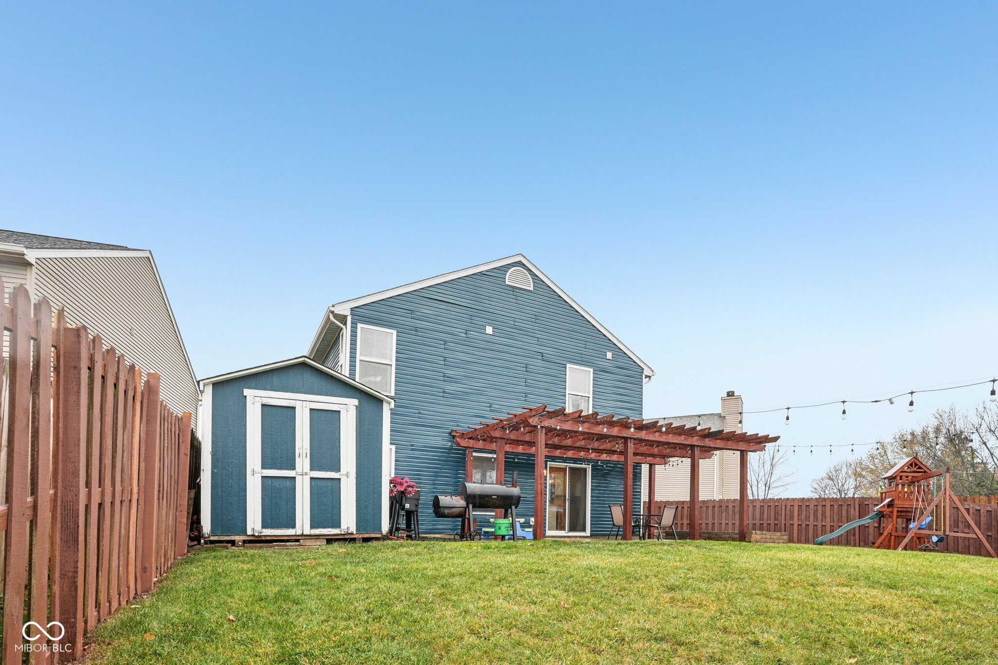 1502 Round Lake Court