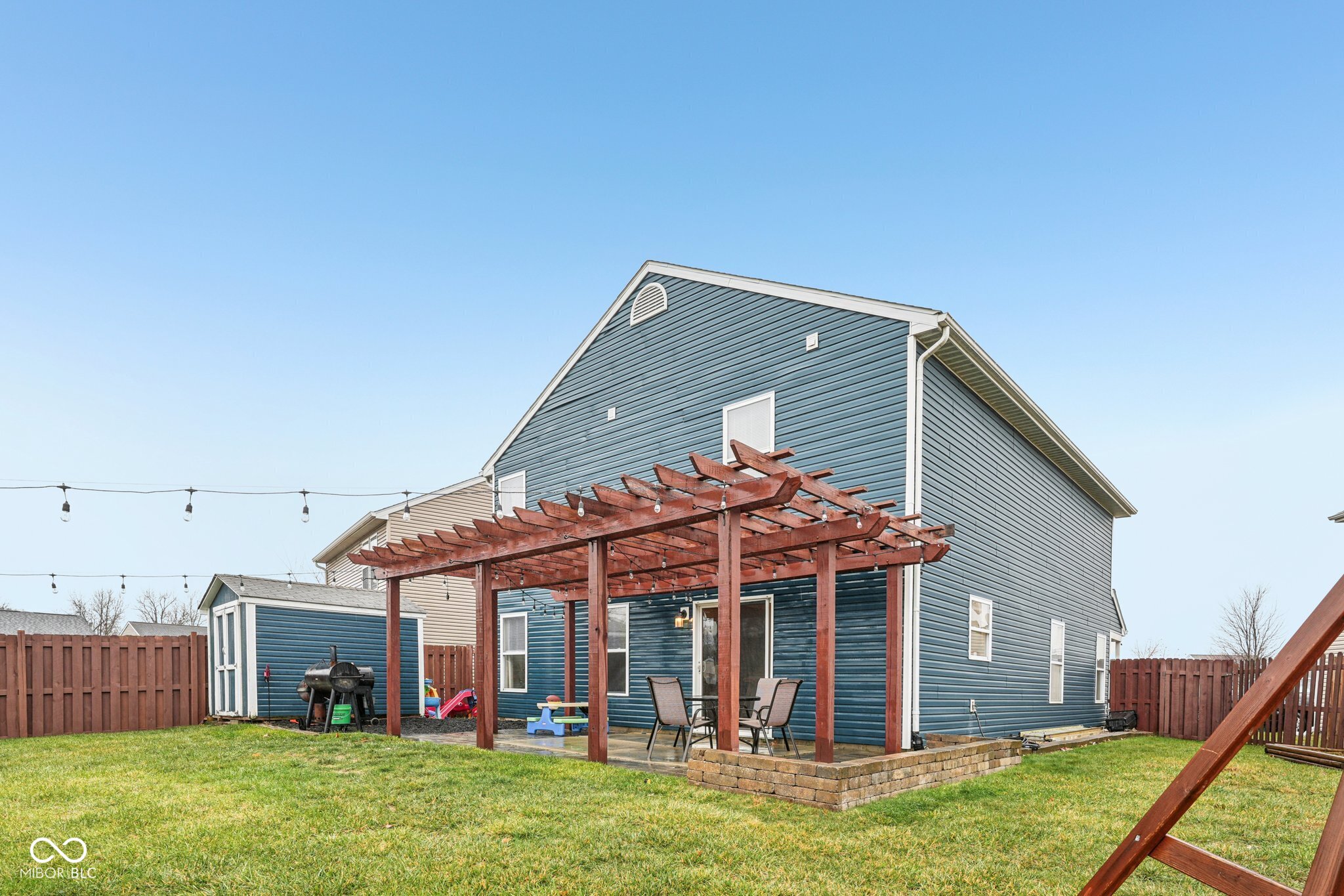 1502 Round Lake Court