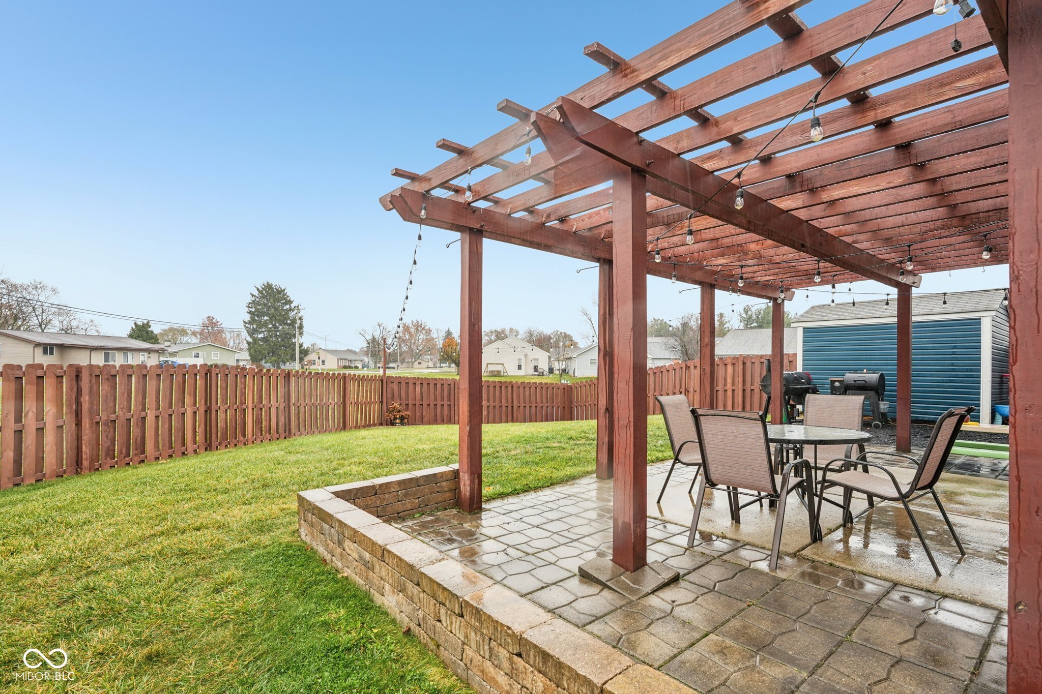 1502 Round Lake Court