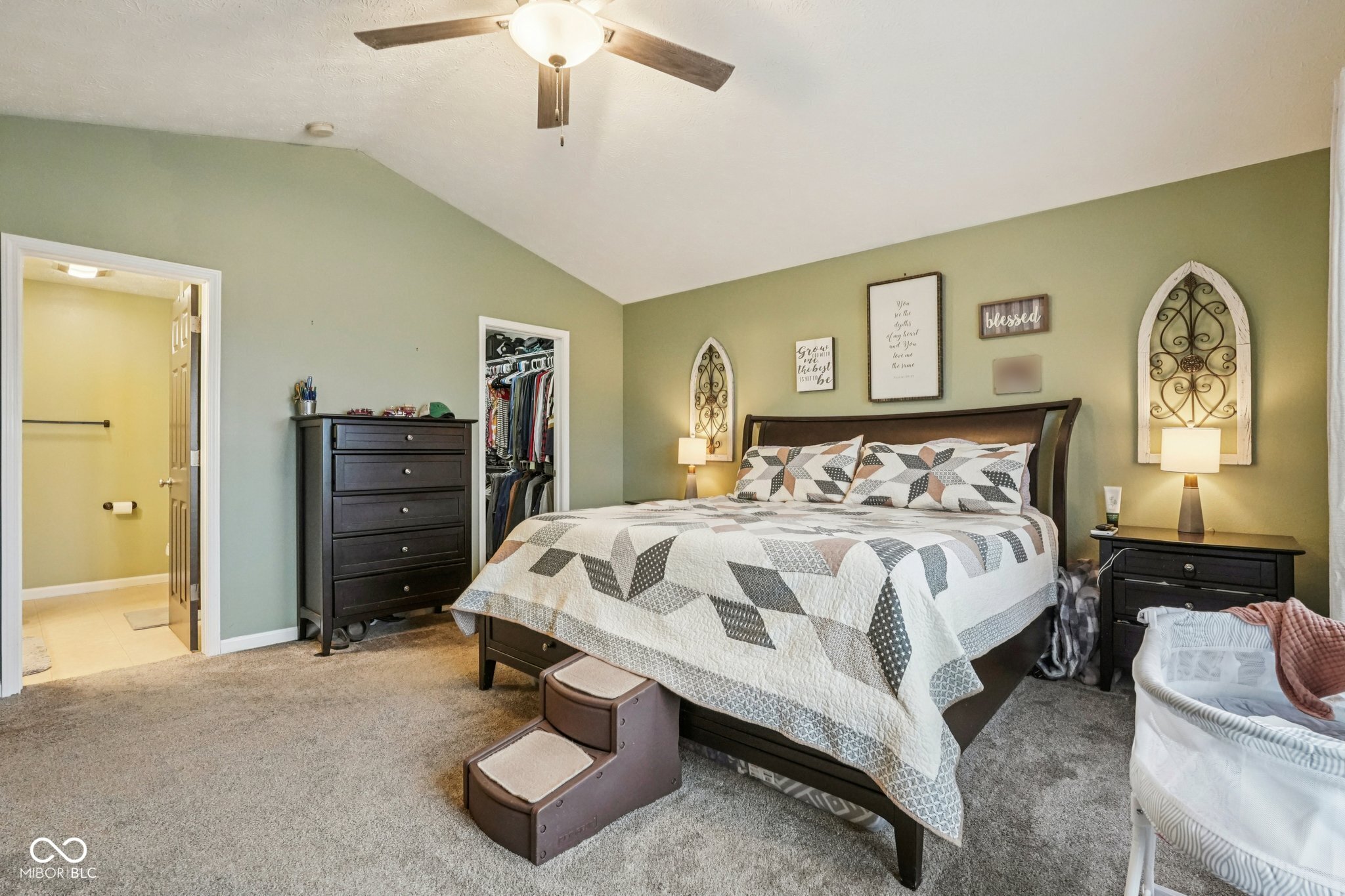 1502 Round Lake Court