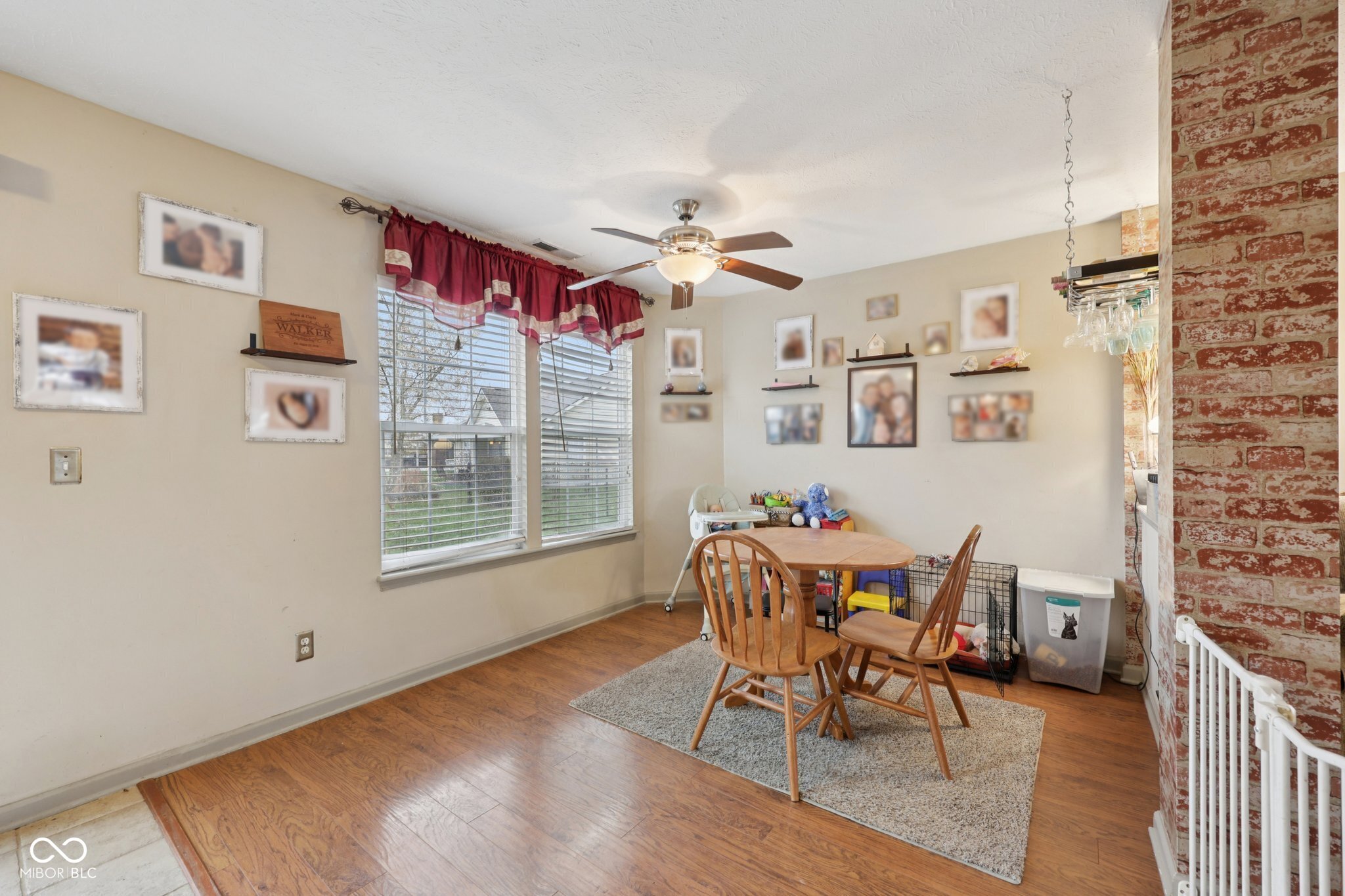 2411 Lakeshore Court