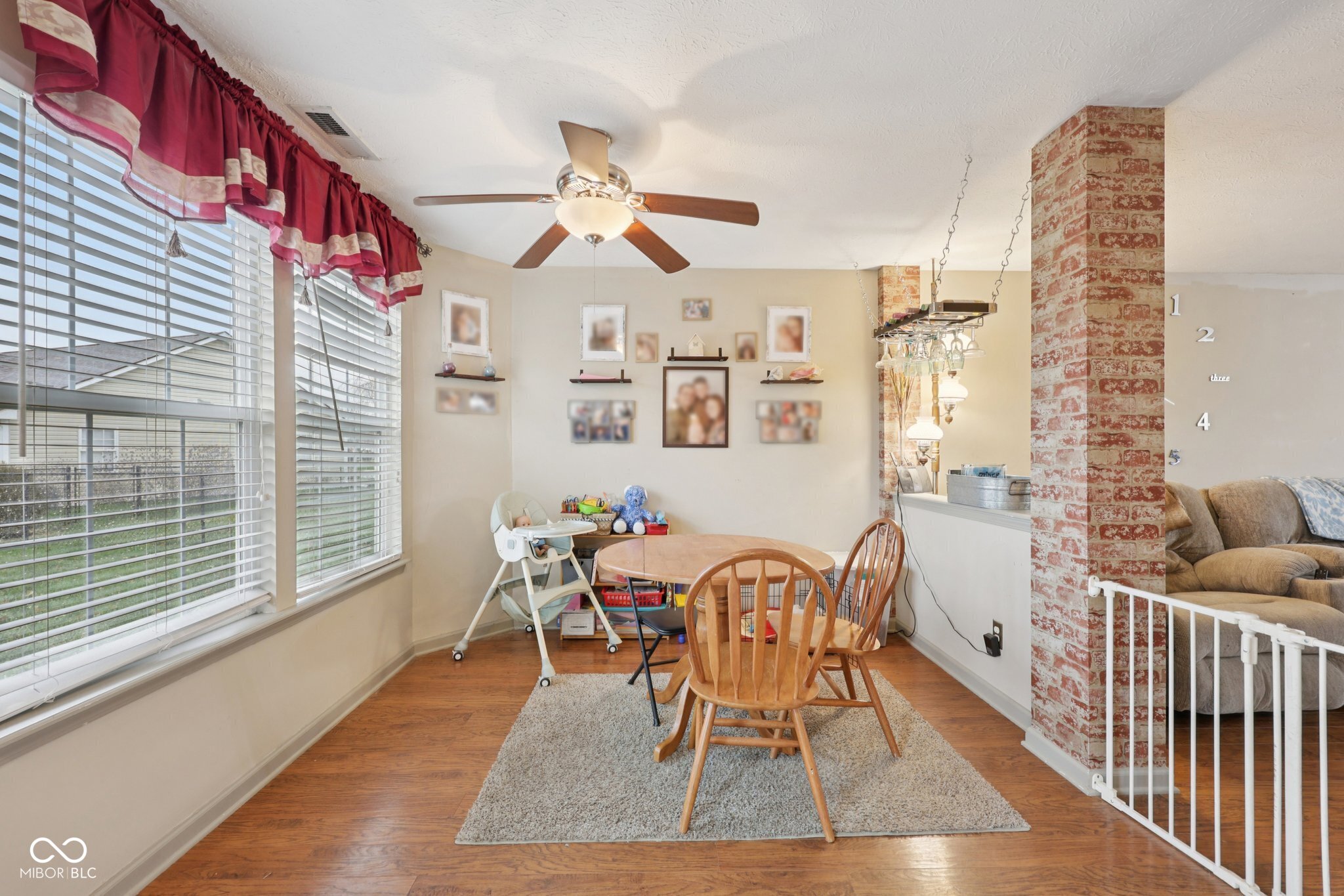 2411 Lakeshore Court