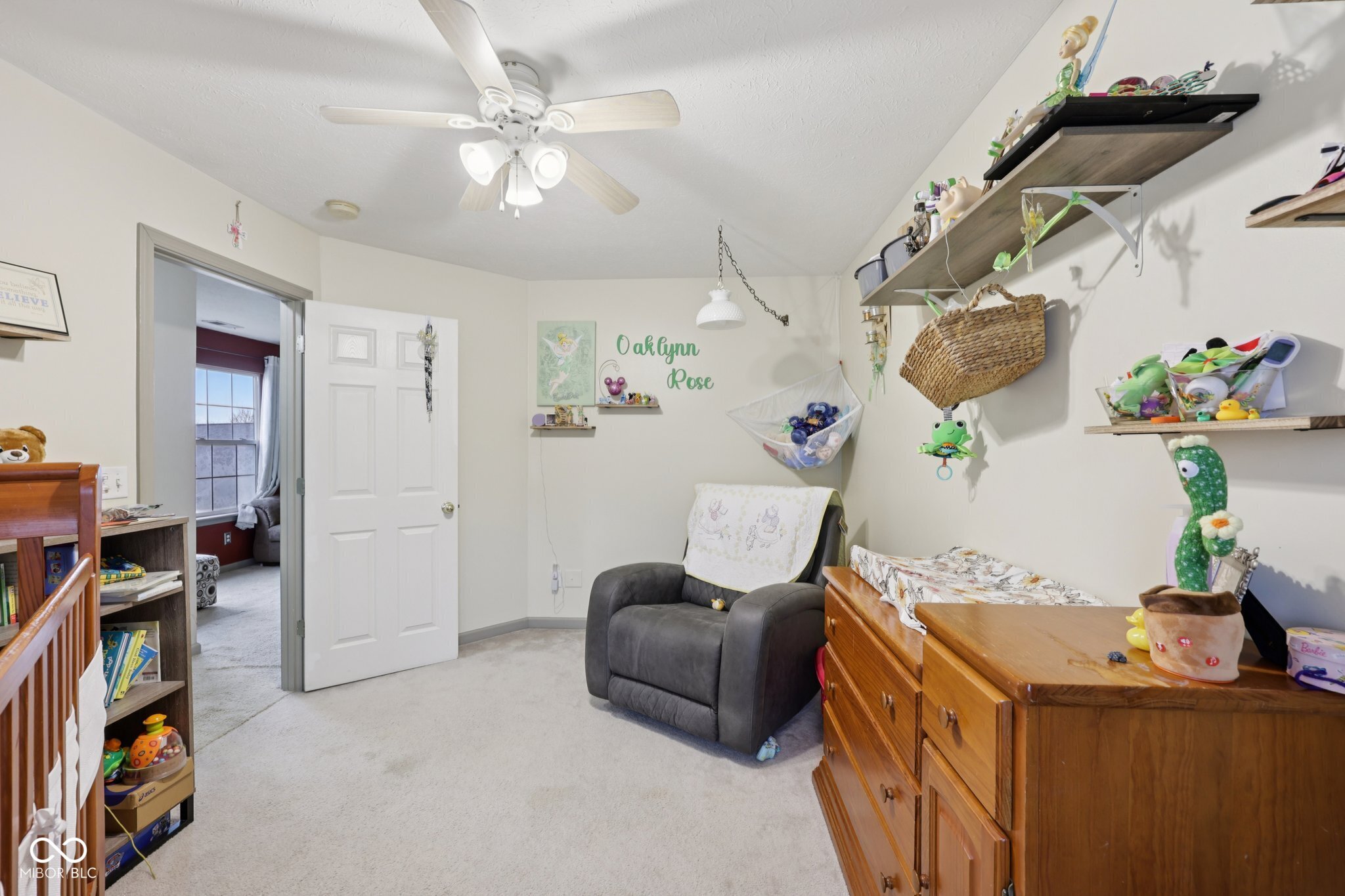 2411 Lakeshore Court