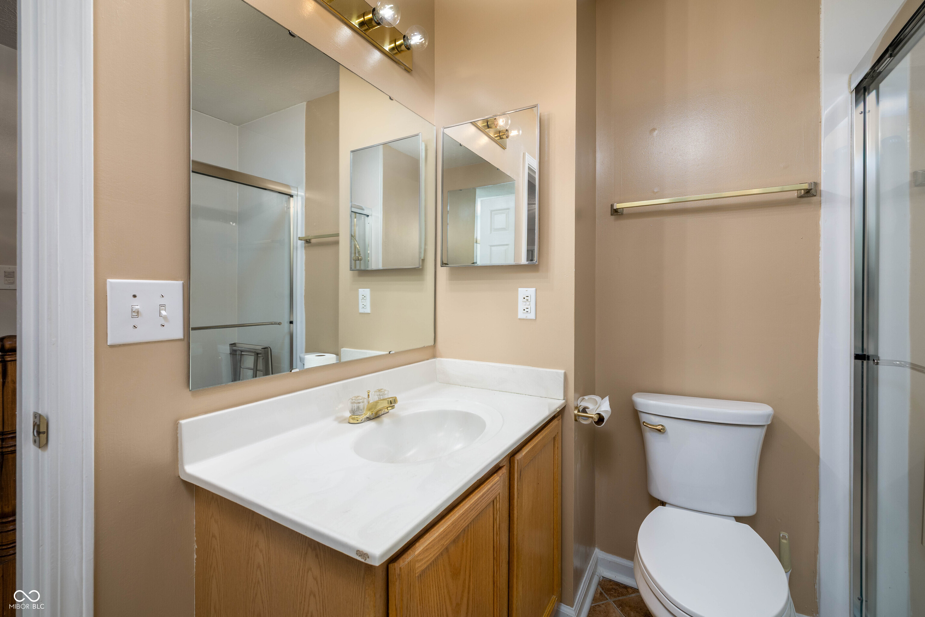 6357 Hollingsworth Drive