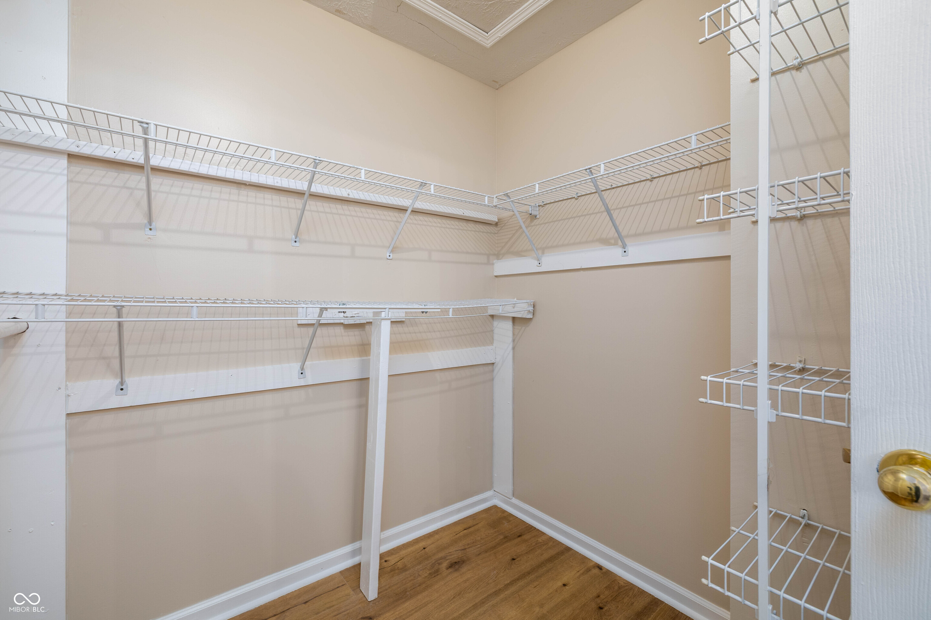 6357 Hollingsworth Drive