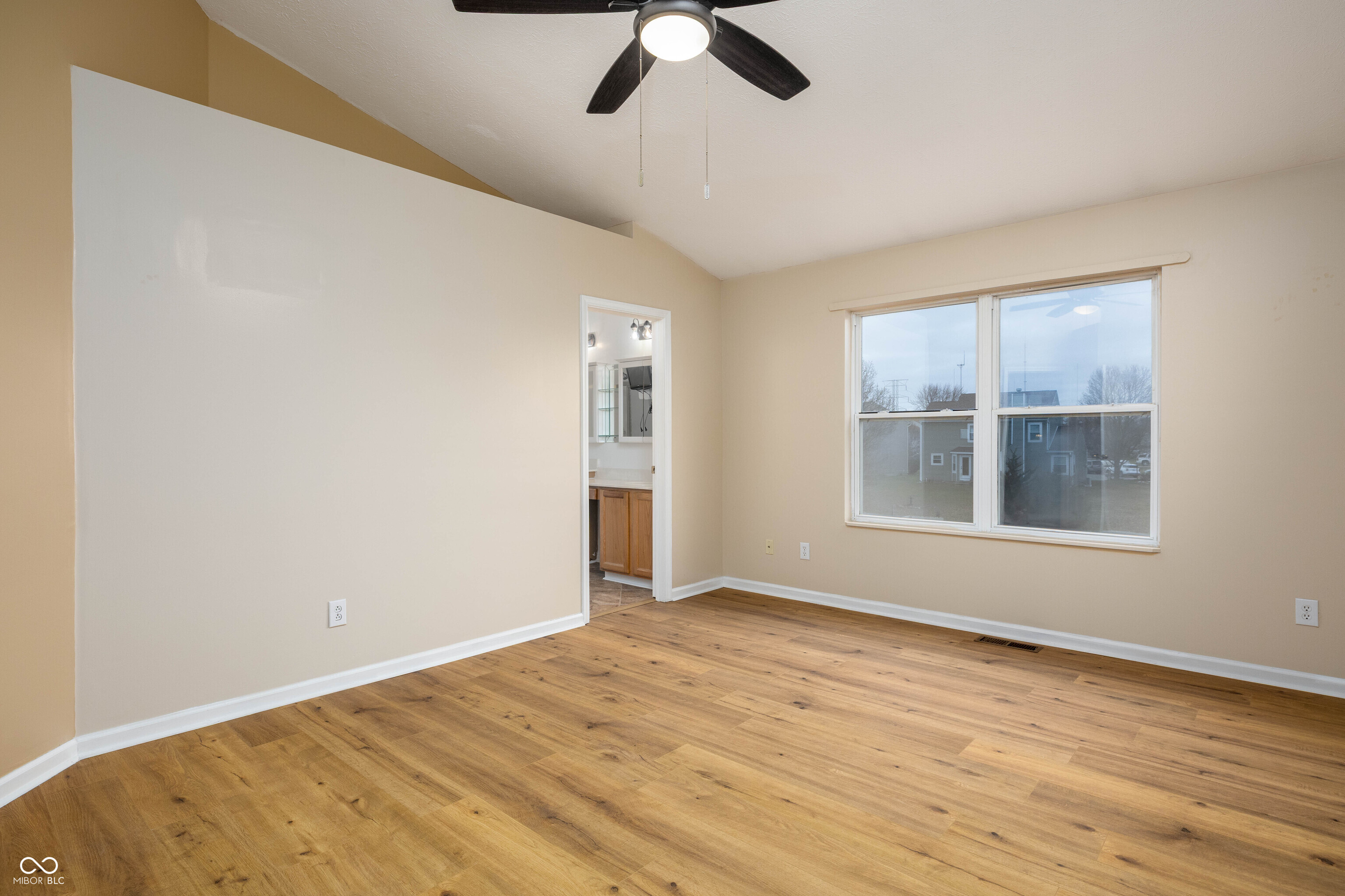 6357 Hollingsworth Drive