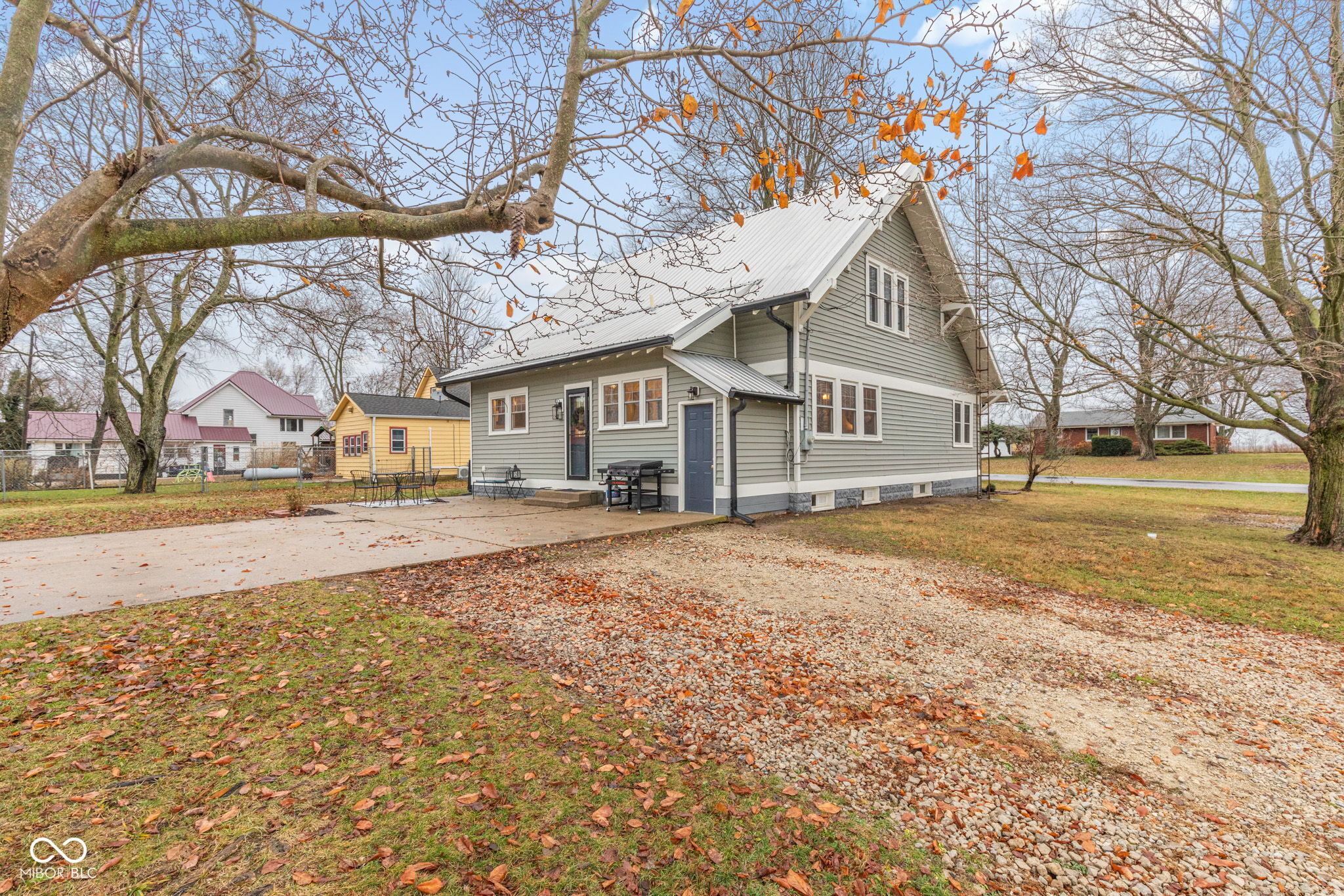 419 S Wilbur Wright Road