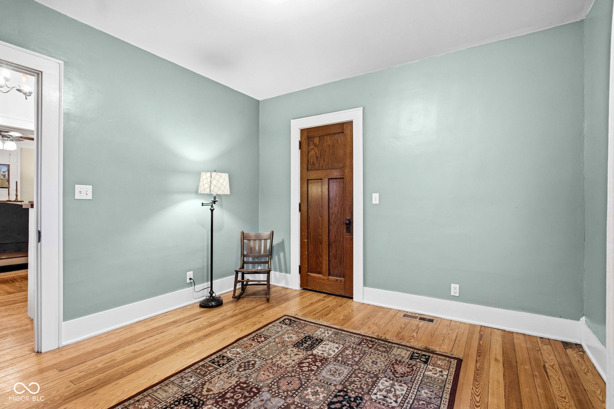 419 S Wilbur Wright Road