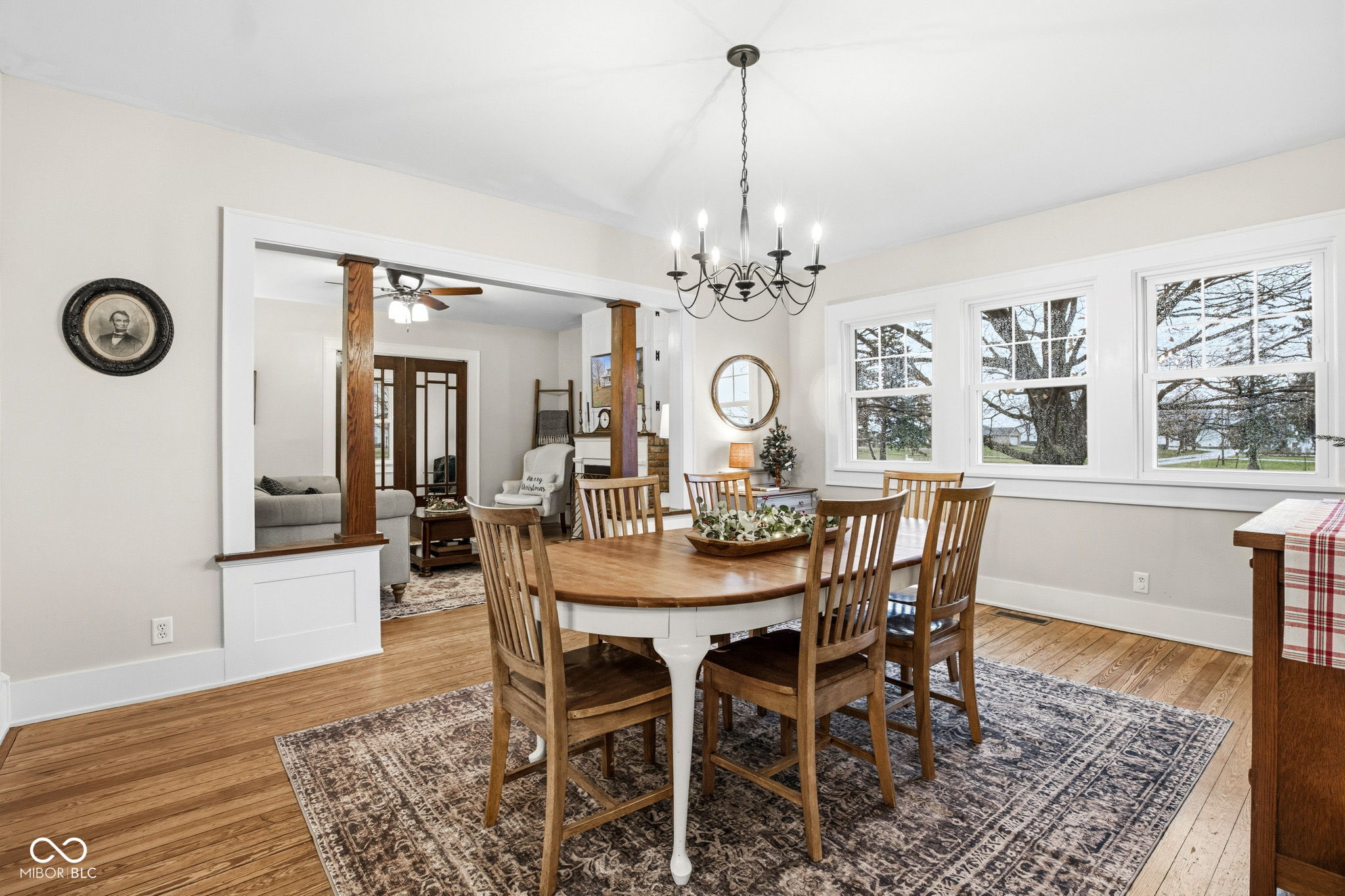 419 S Wilbur Wright Road