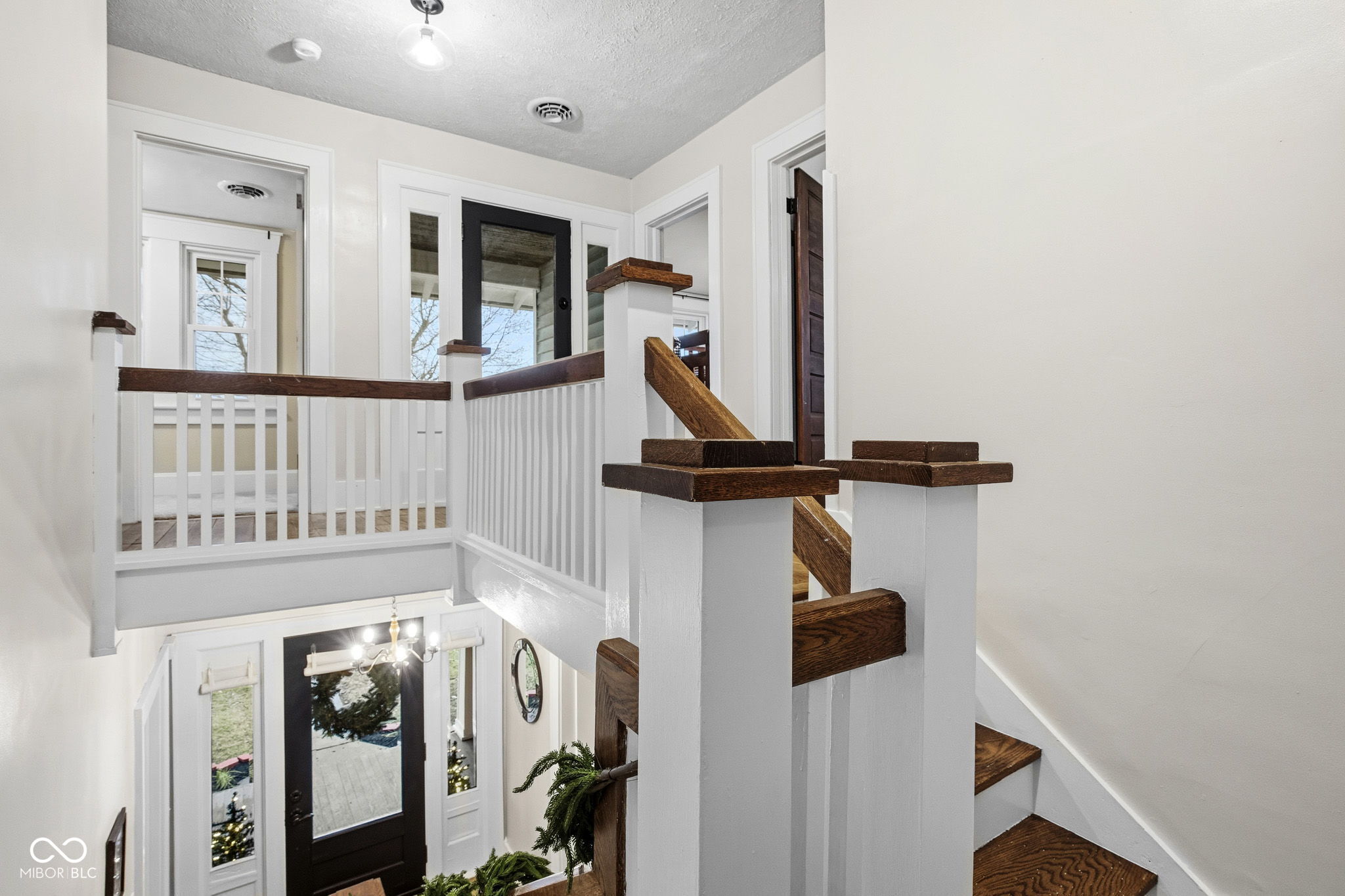 419 S Wilbur Wright Road