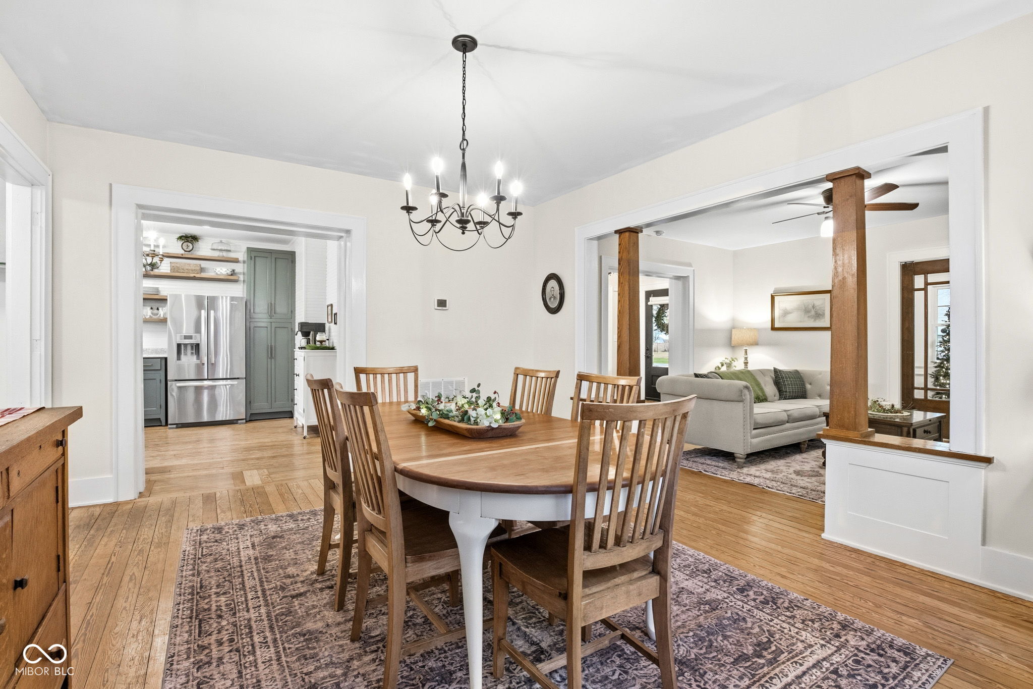 419 S Wilbur Wright Road