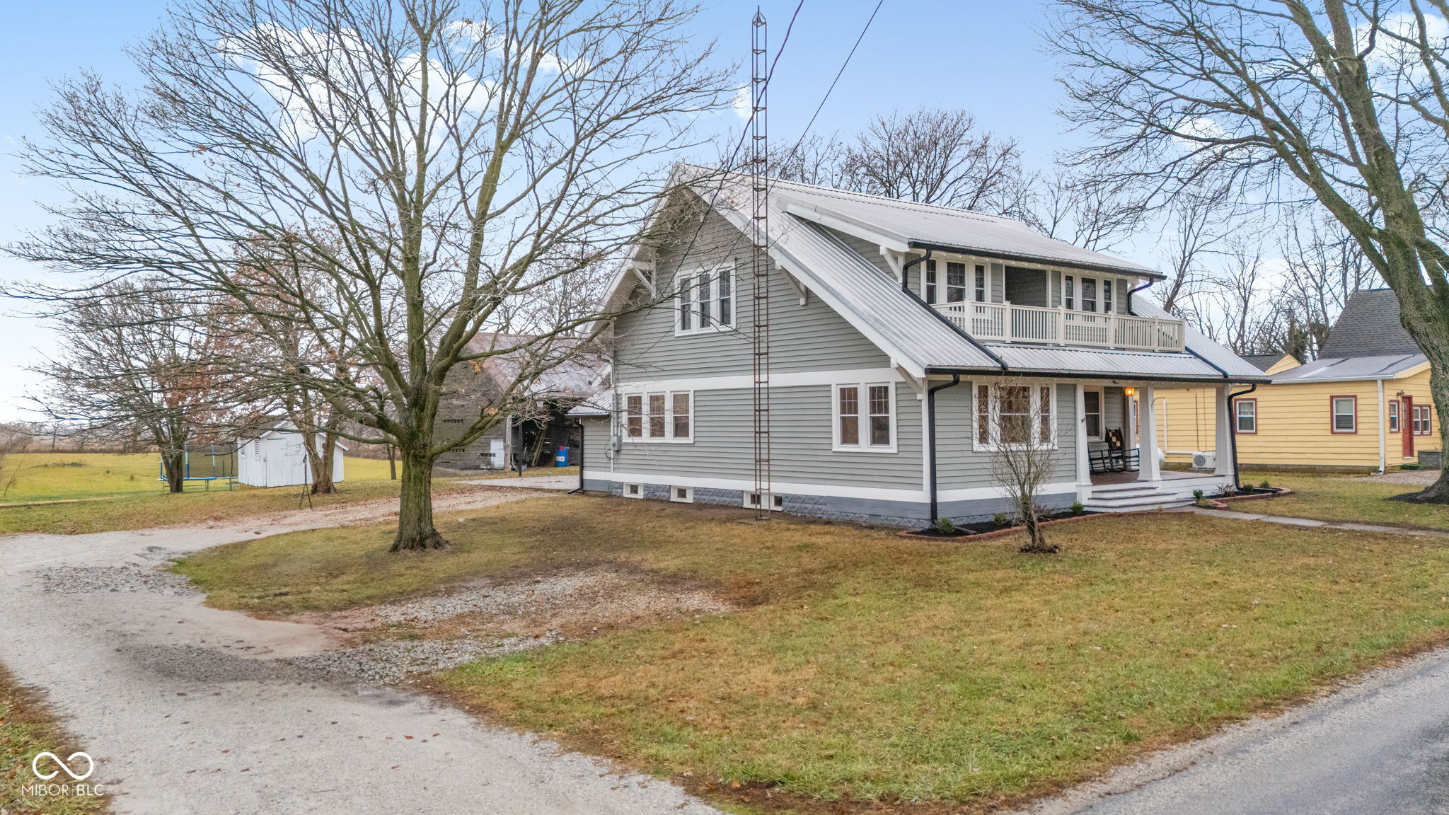 419 S Wilbur Wright Road