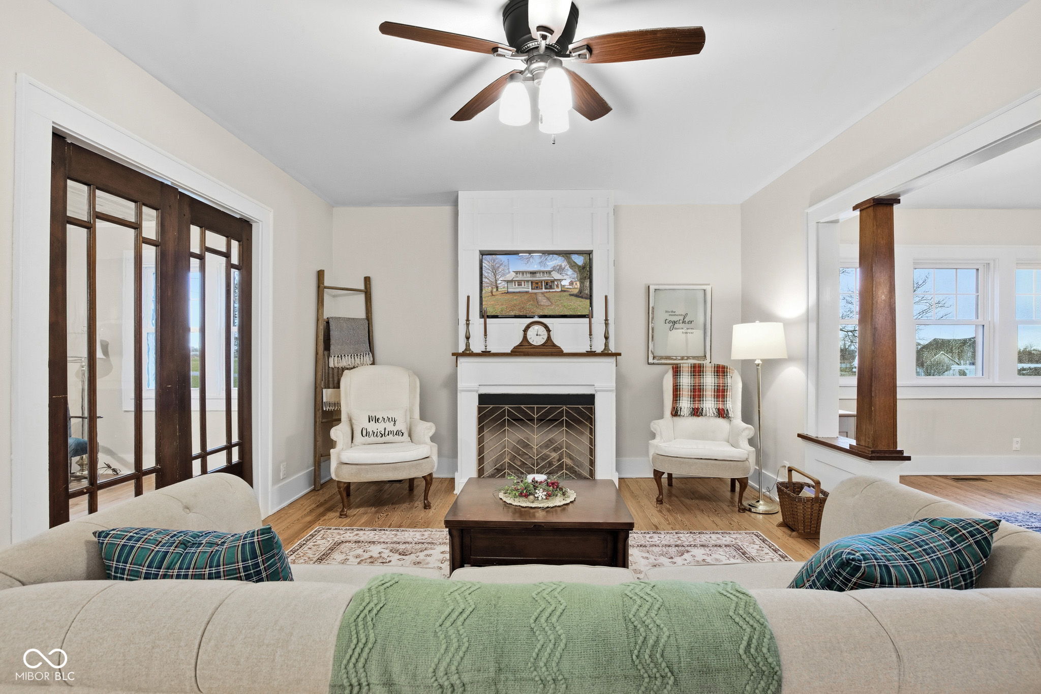 419 S Wilbur Wright Road