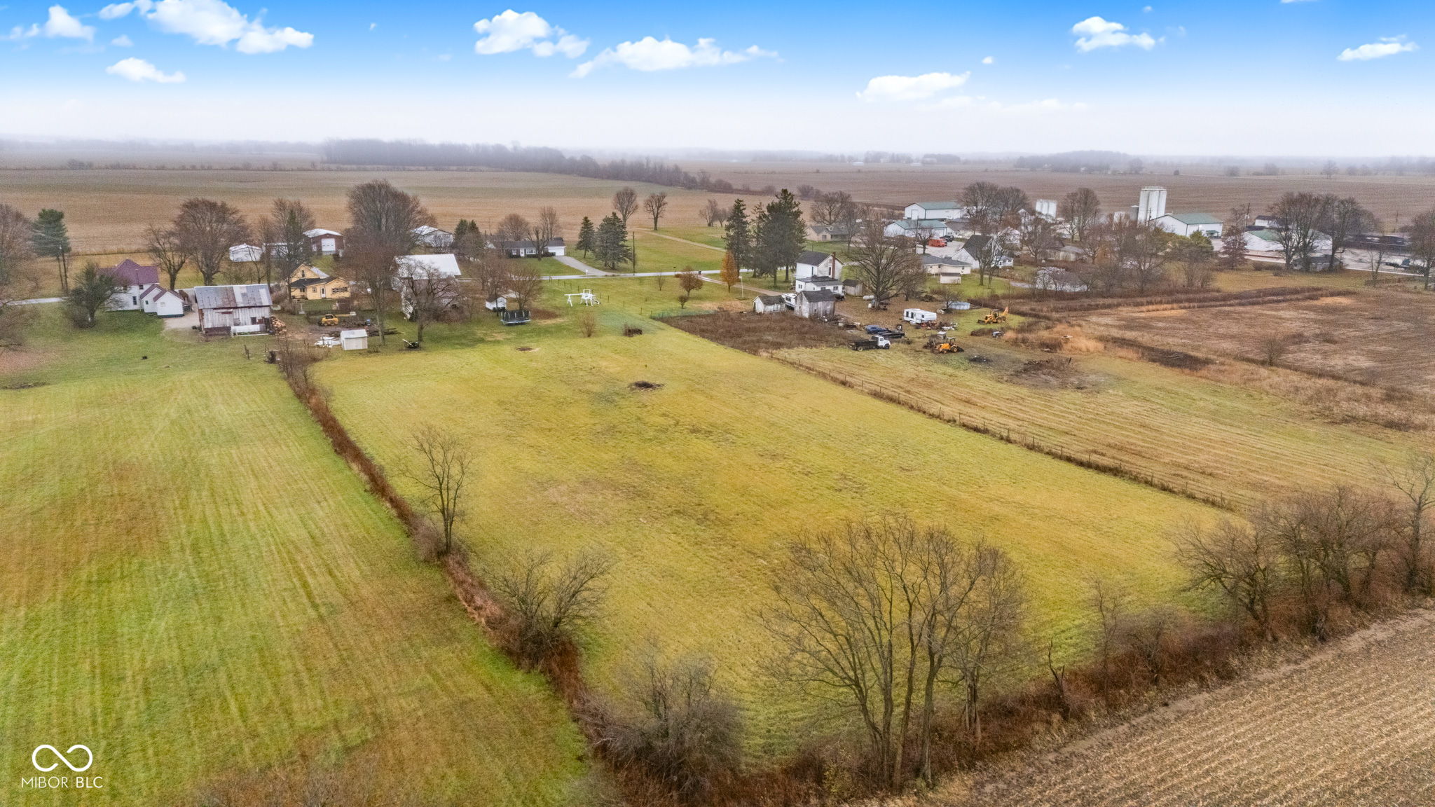 419 S Wilbur Wright Road