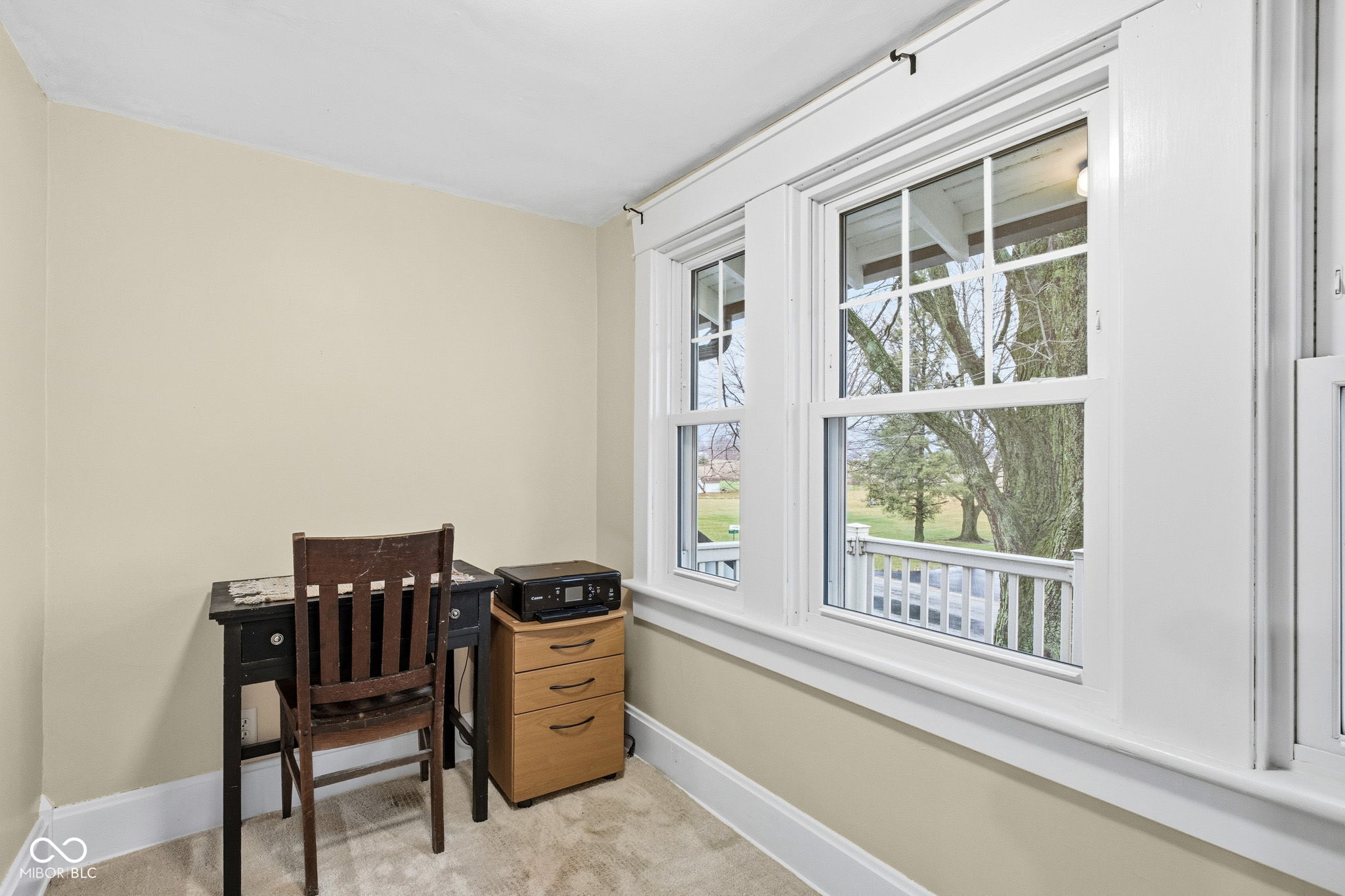 419 S Wilbur Wright Road