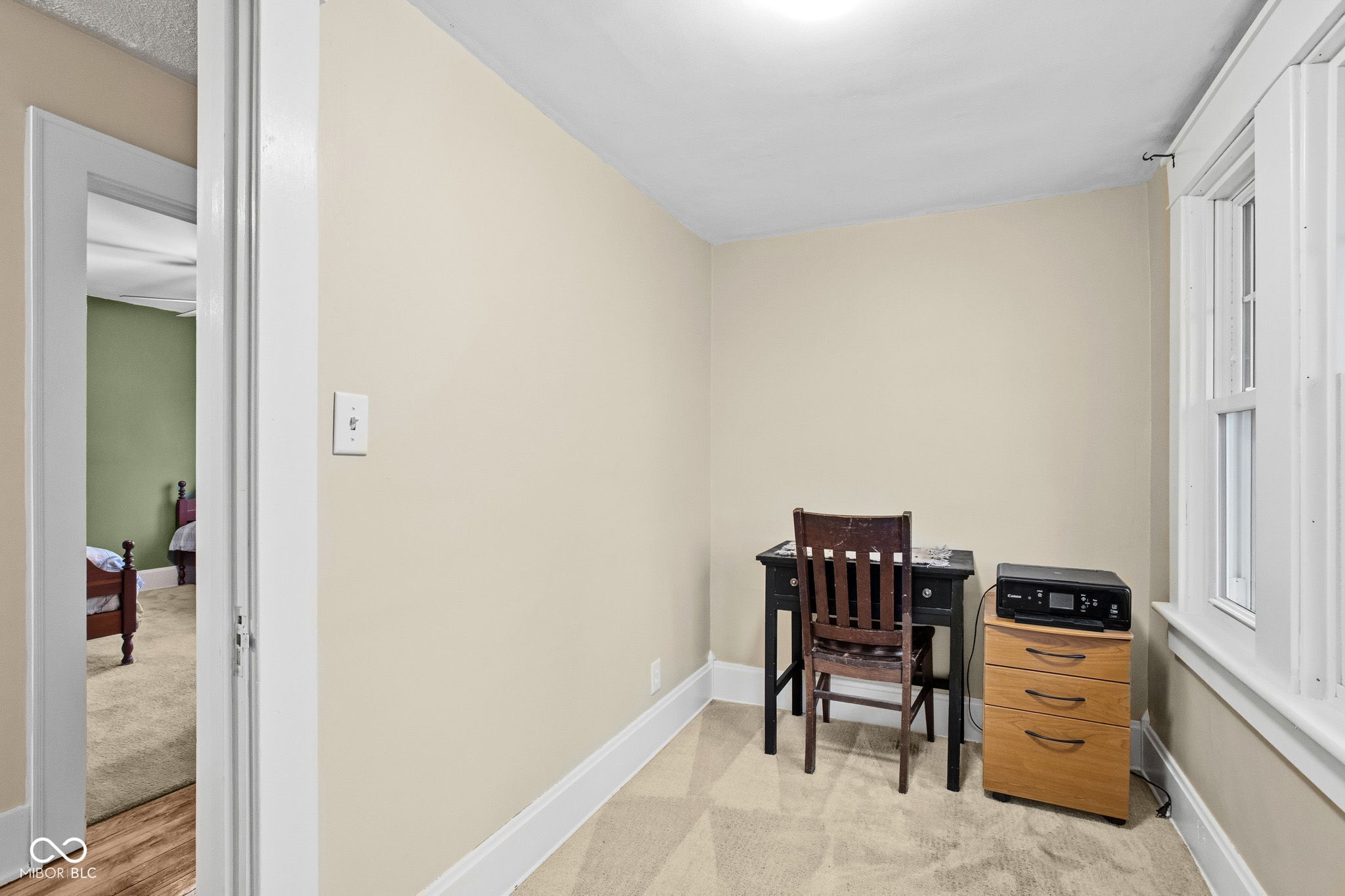 419 S Wilbur Wright Road