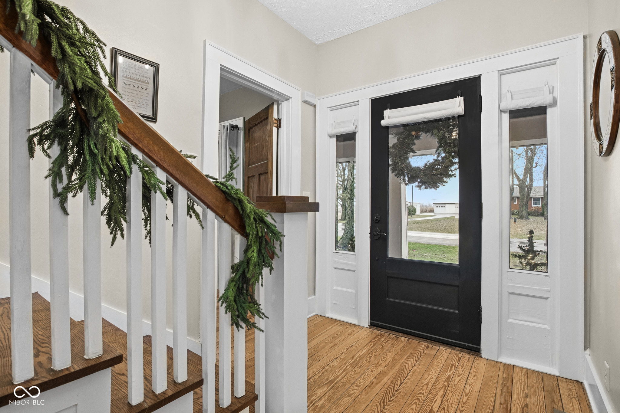 419 S Wilbur Wright Road