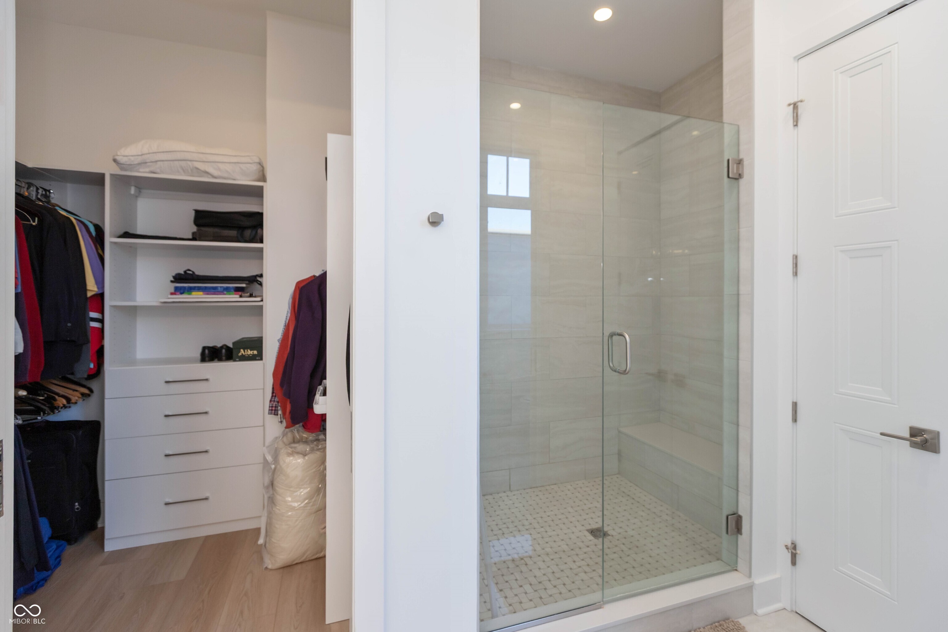 15 W Executive Drive Unit: #405