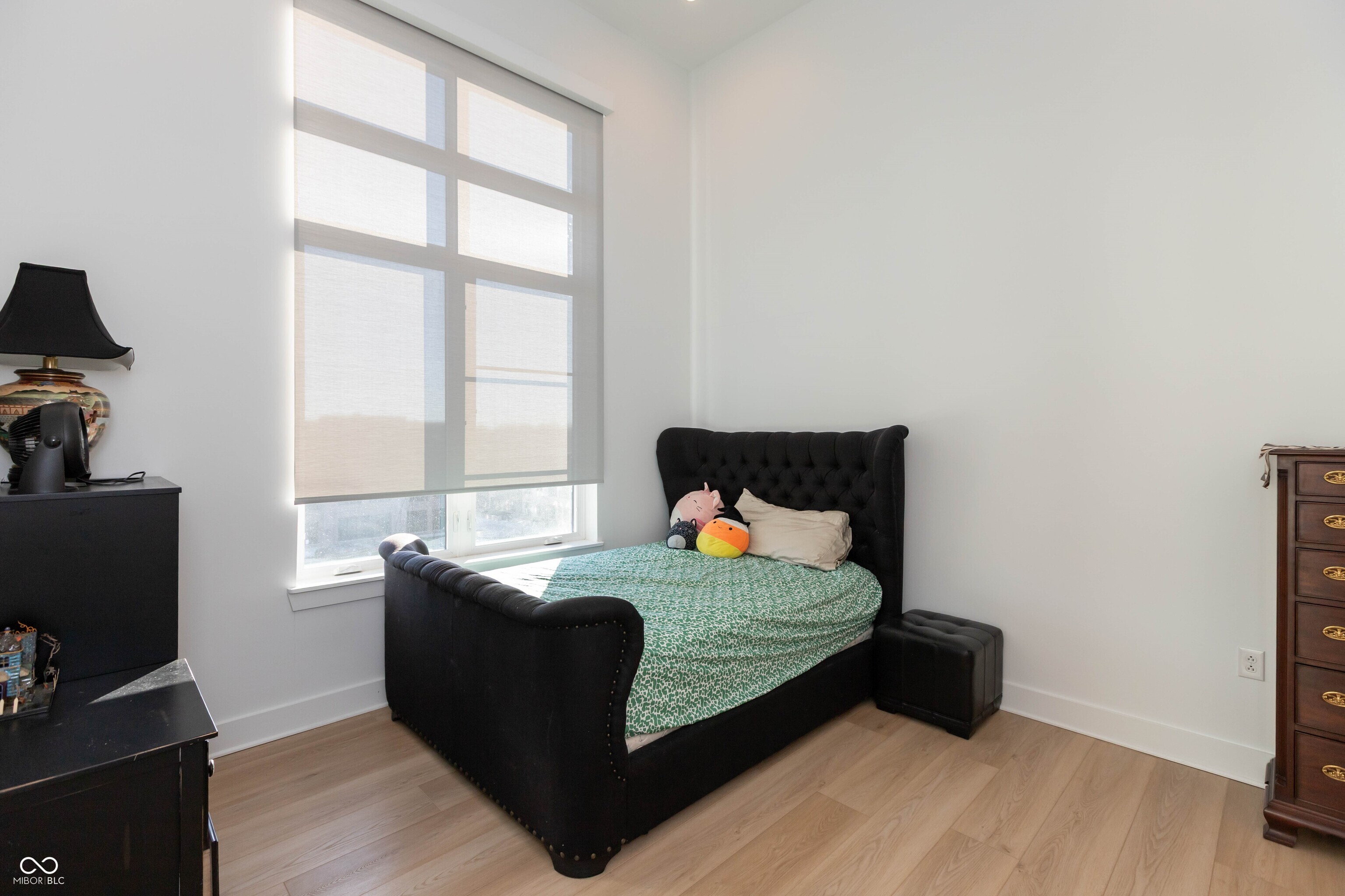 15 W Executive Drive Unit: #405