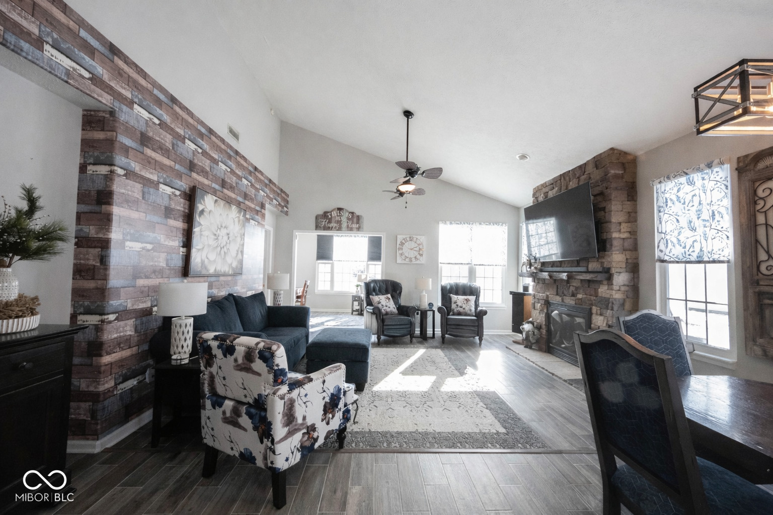 18565 Piers End Drive