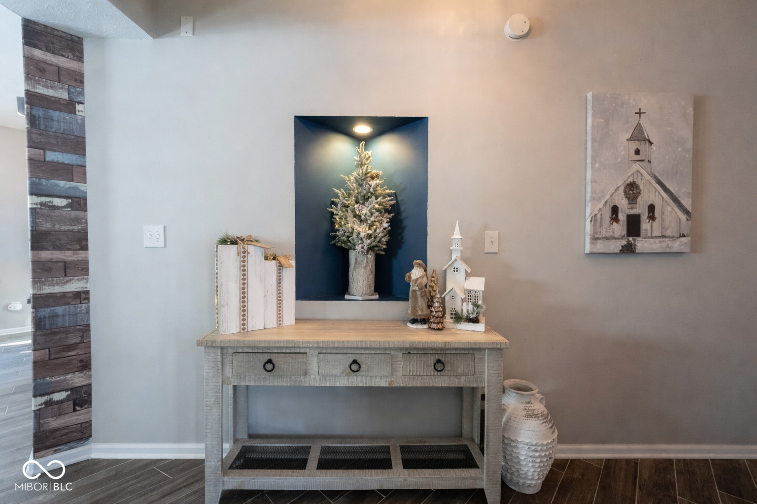 18565 Piers End Drive