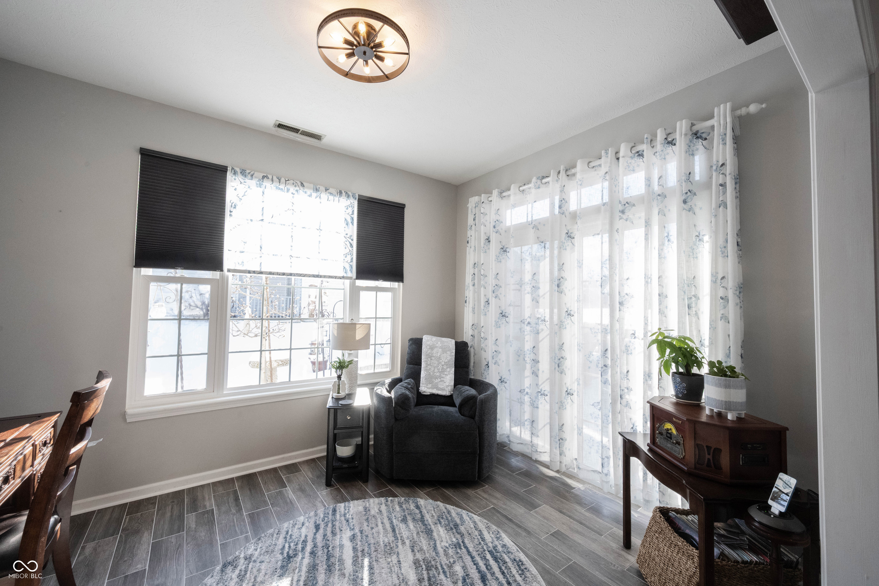 18565 Piers End Drive