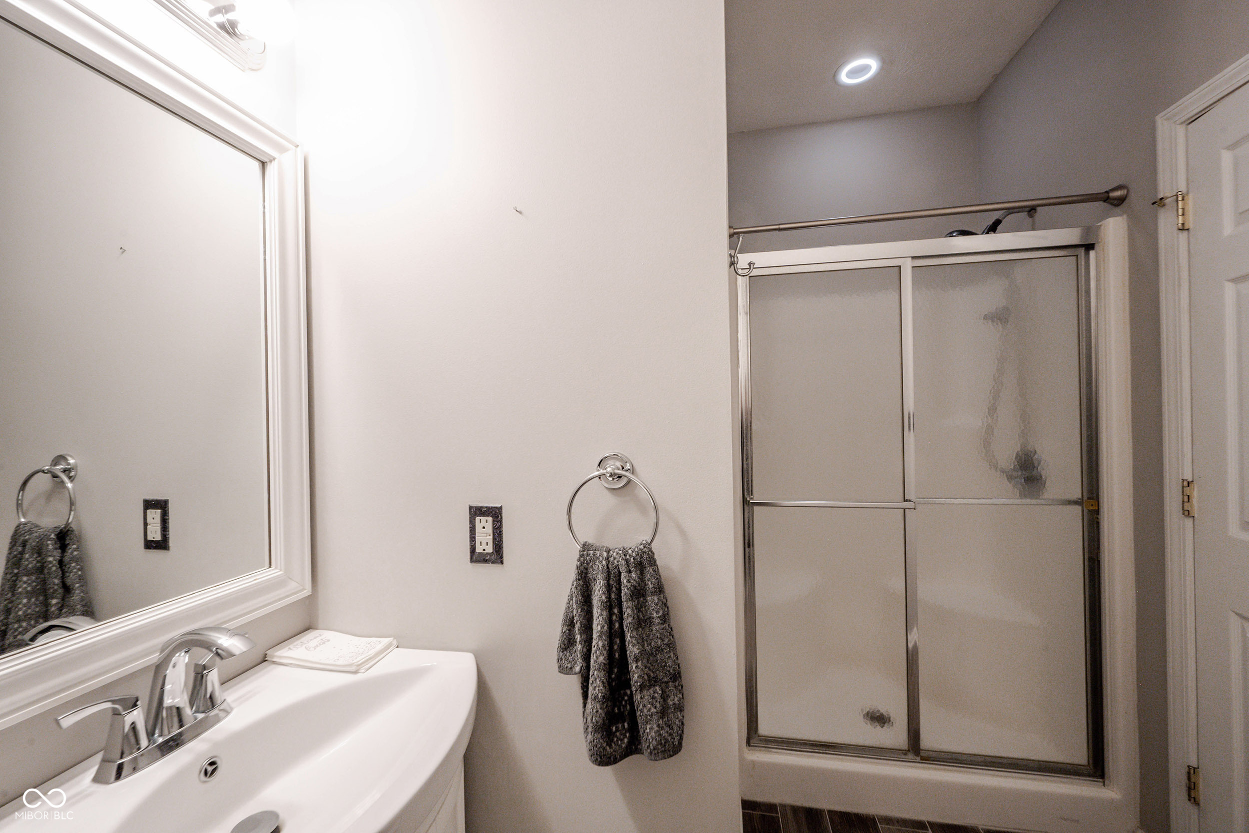 18565 Piers End Drive