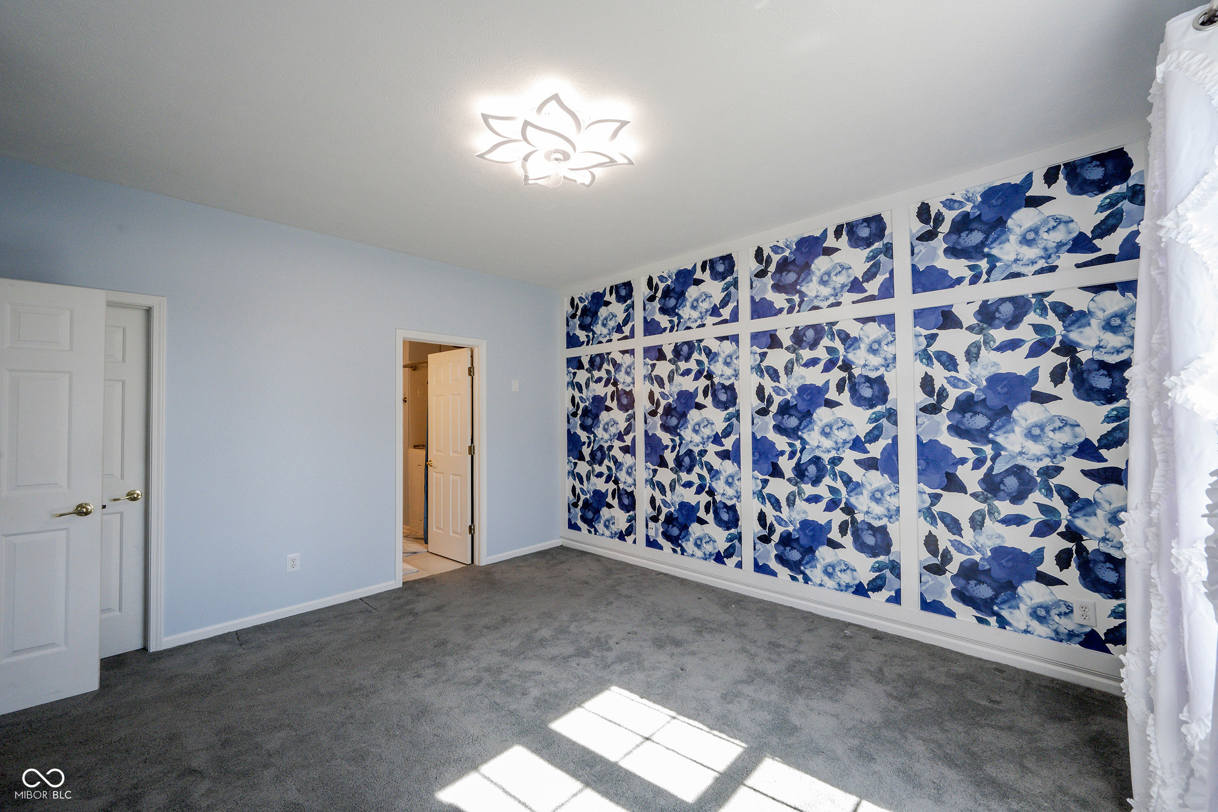 18565 Piers End Drive