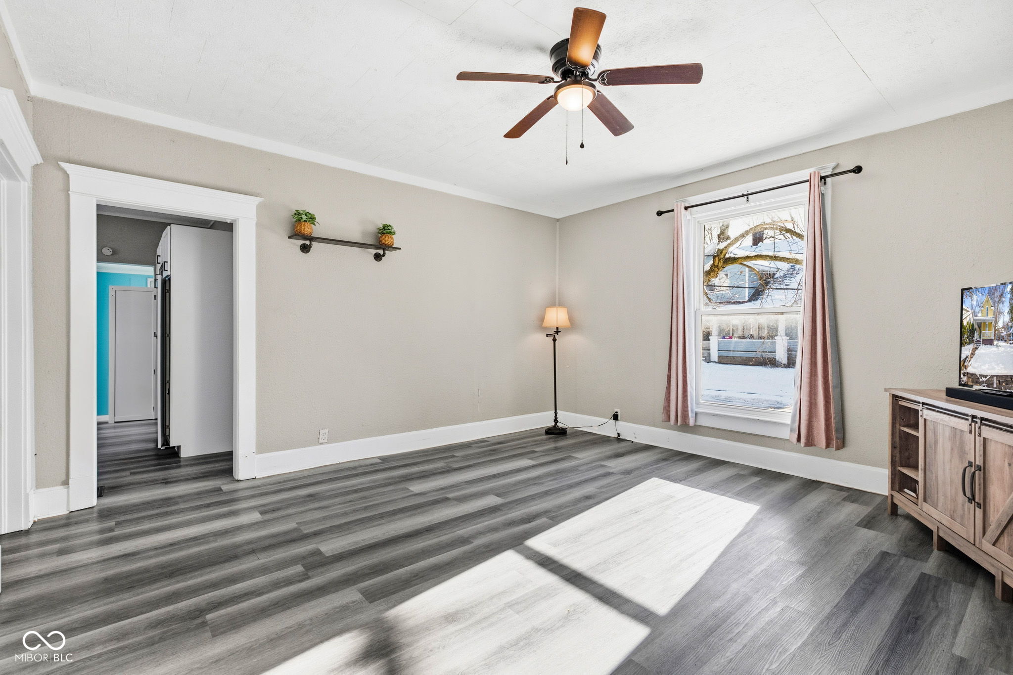 644 S 11th Street