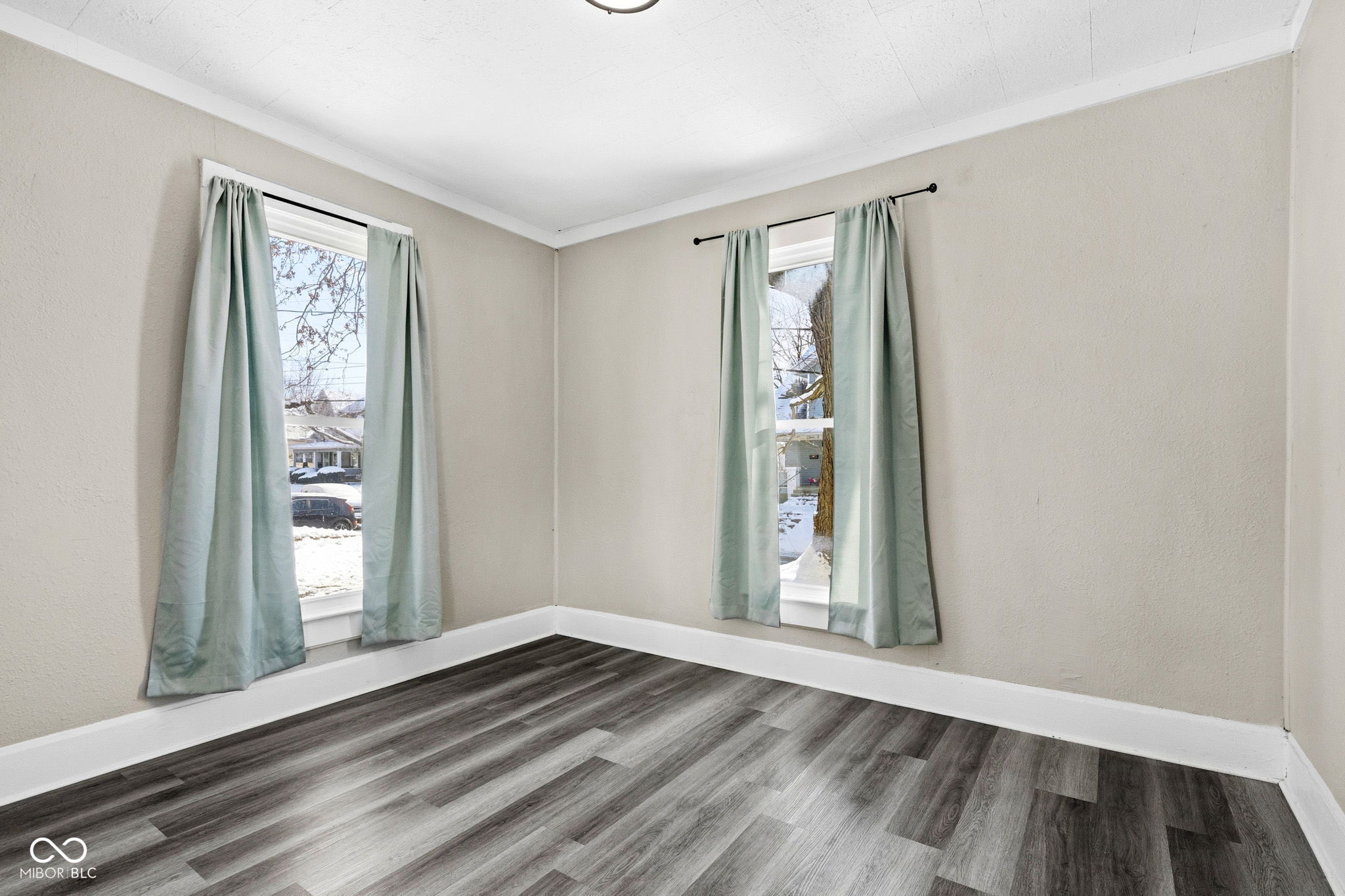 644 S 11th Street