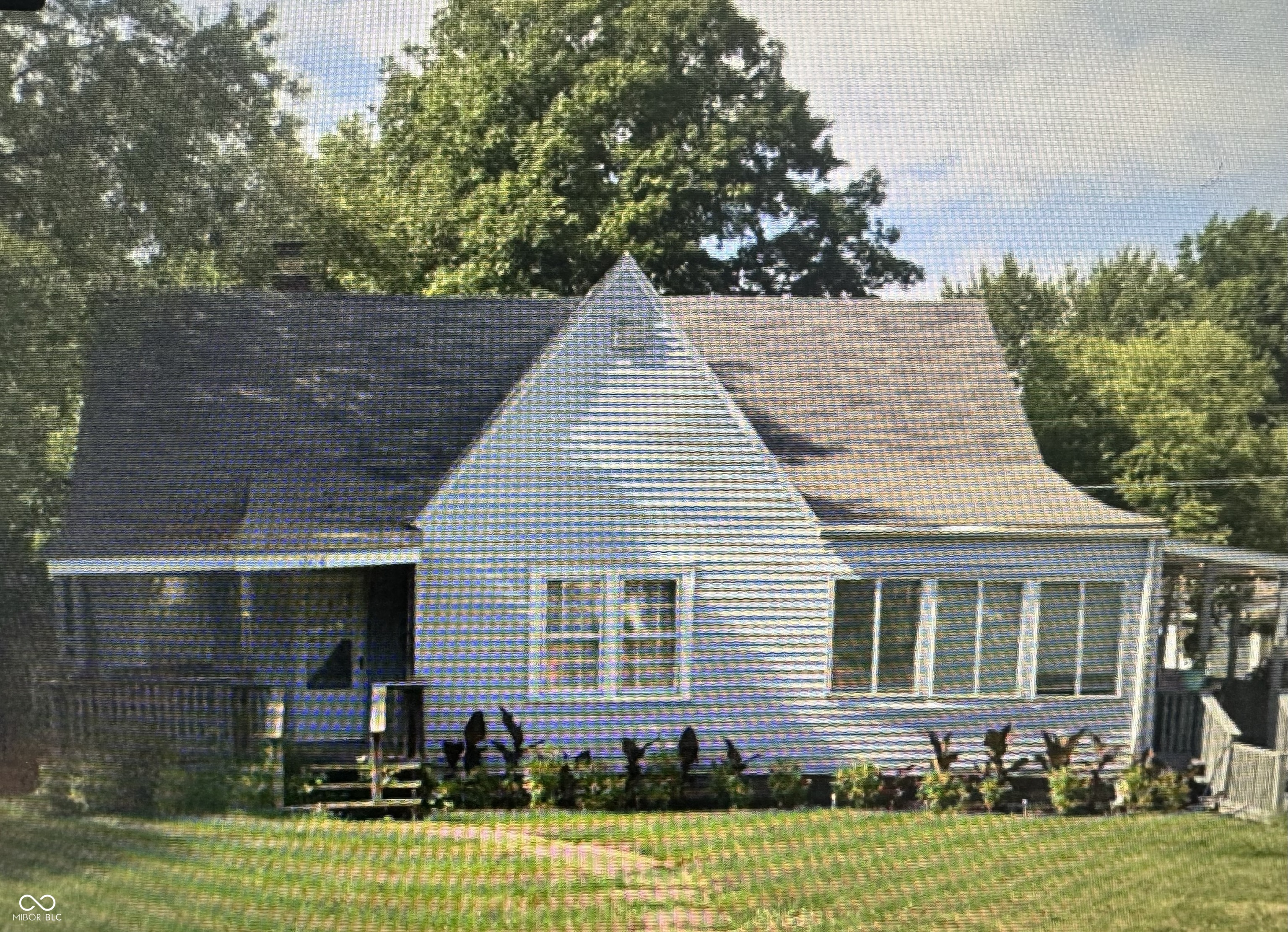 1238 S Burlington Street