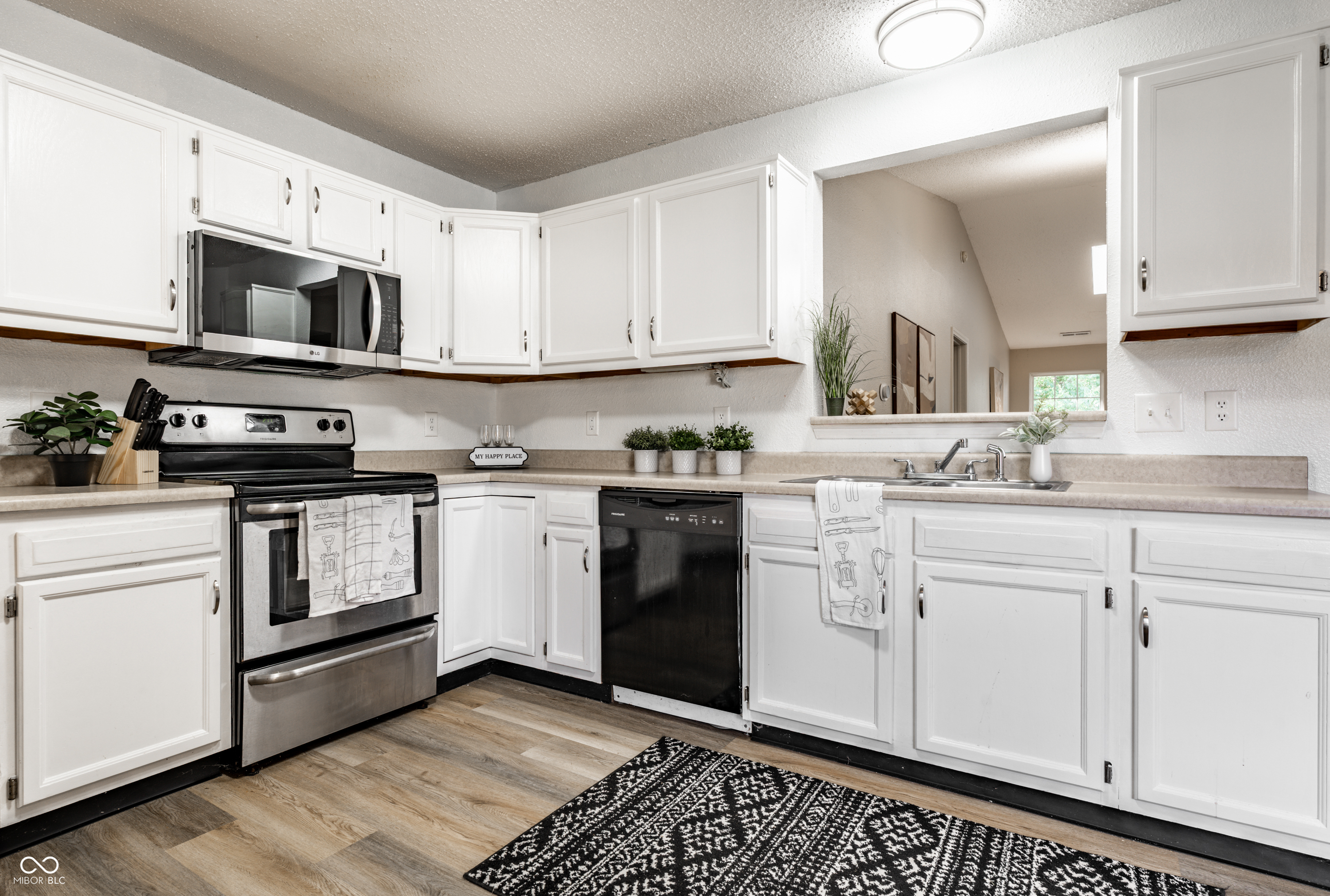 10513 Blue Springs Lane