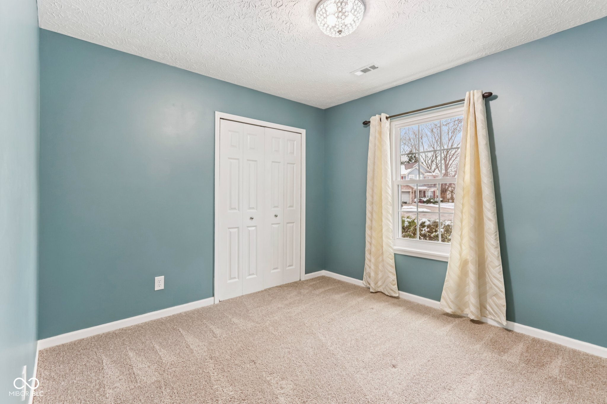 12427 Trumbull Court