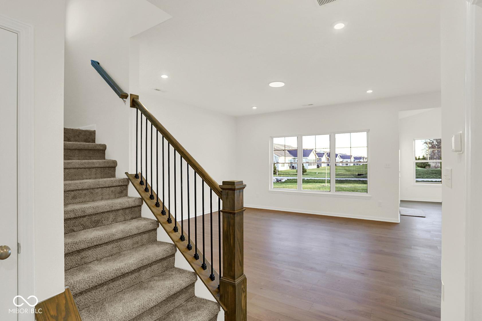 1353 Mahoning Road