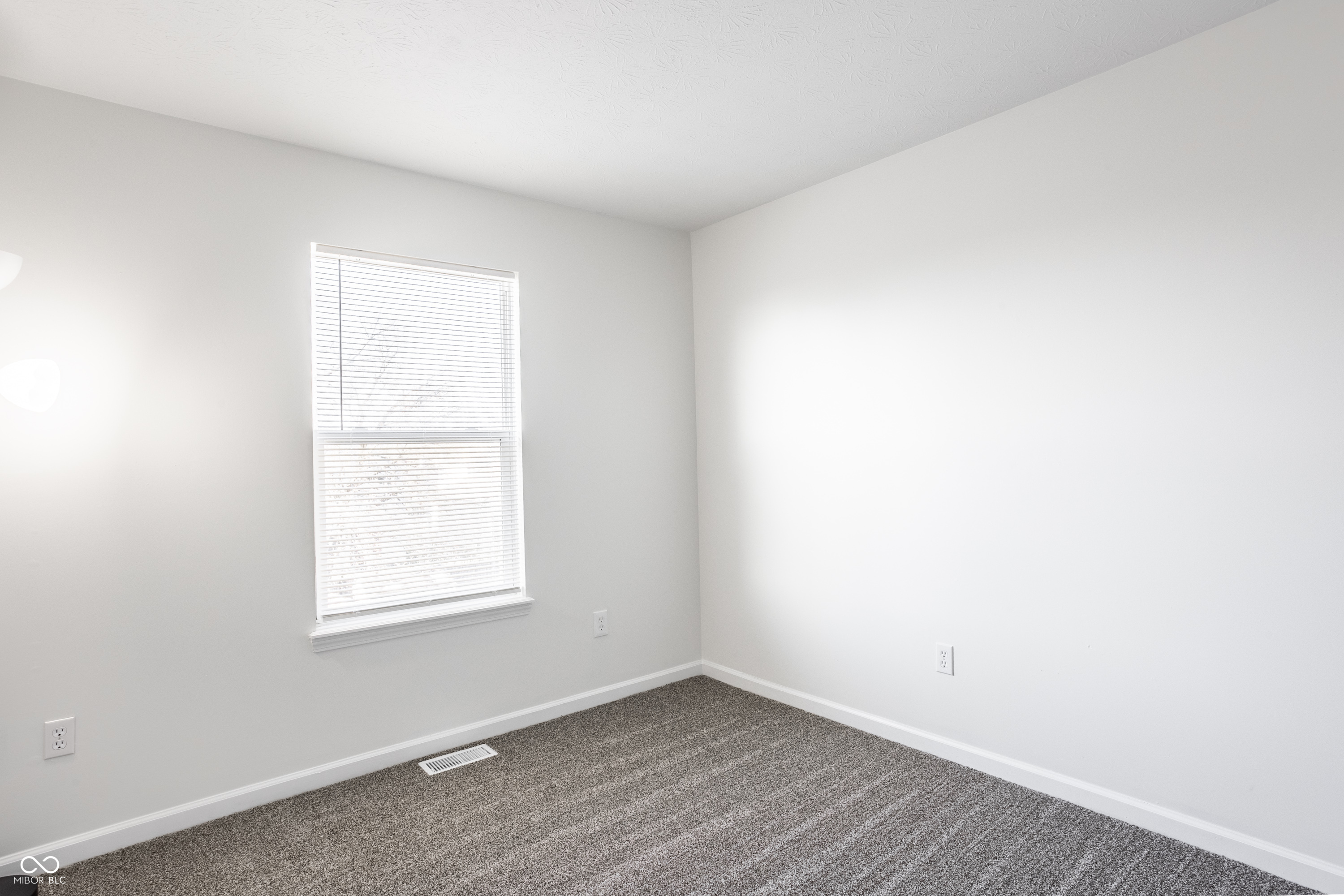 5670 Congressional Place