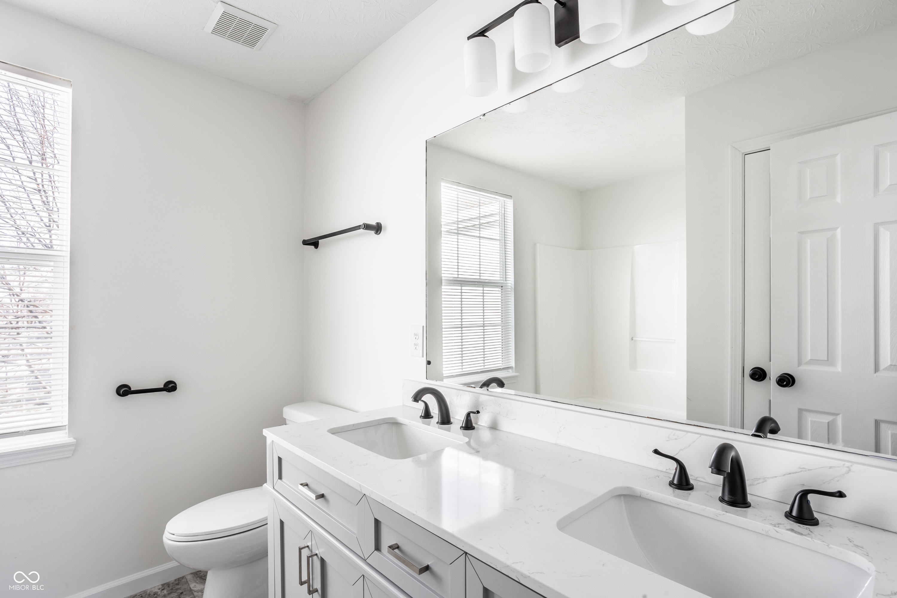 5670 Congressional Place