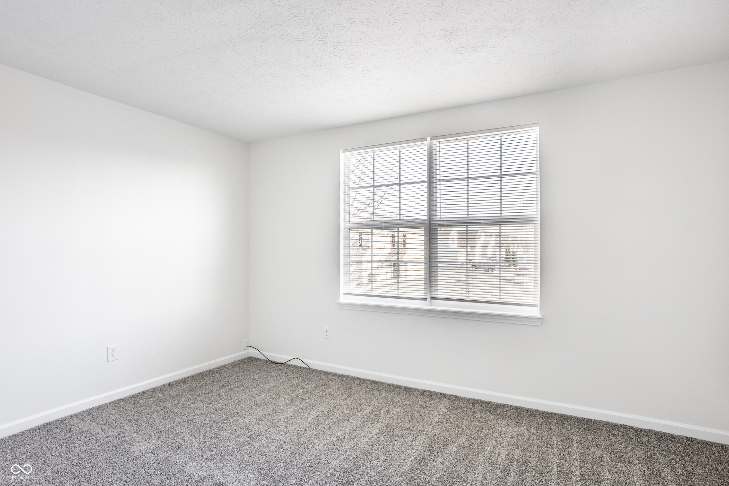 5670 Congressional Place