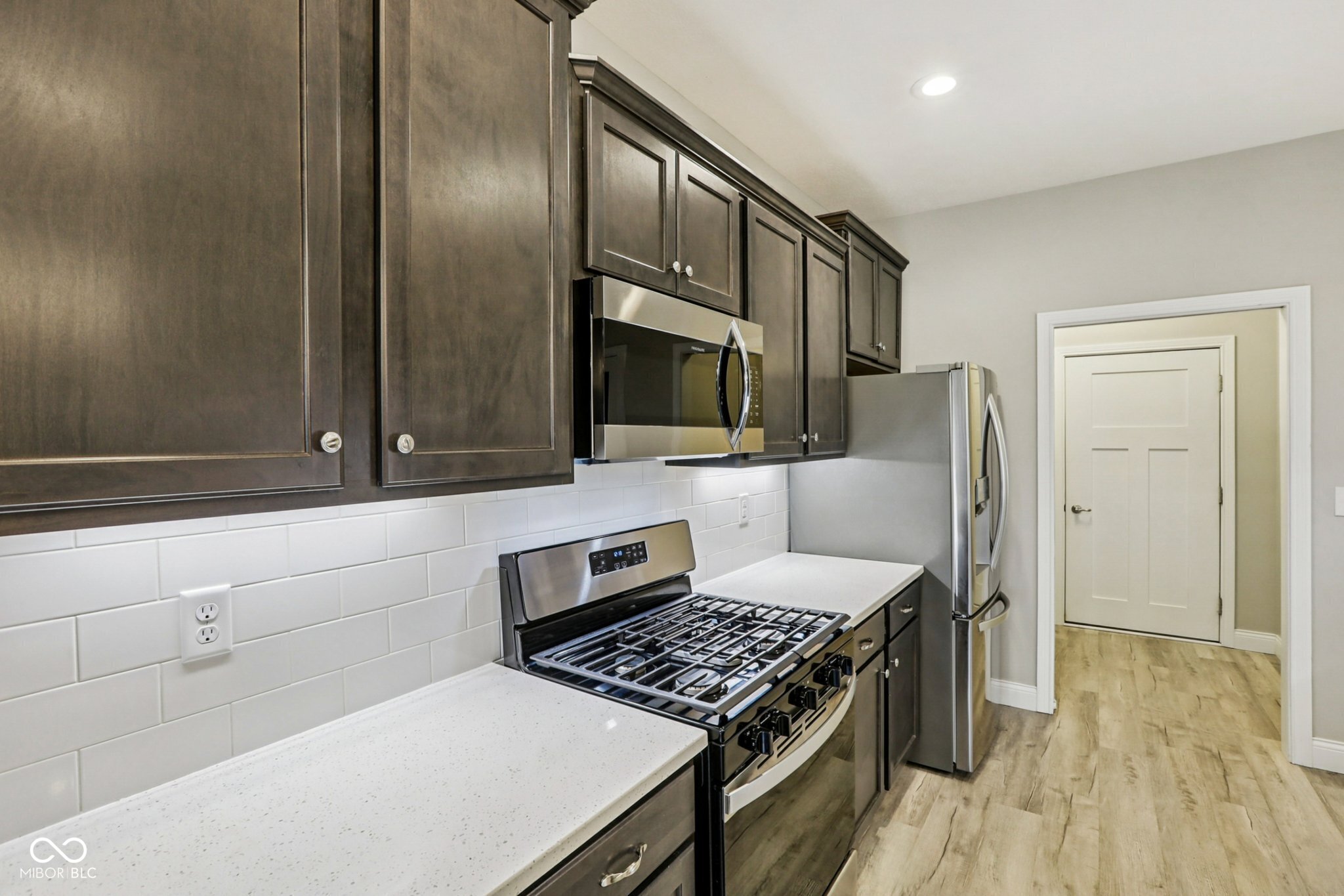 5569 Sandstone Avenue