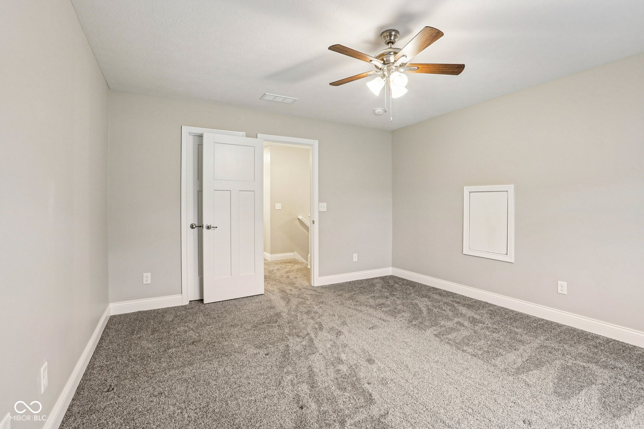 5569 Sandstone Avenue