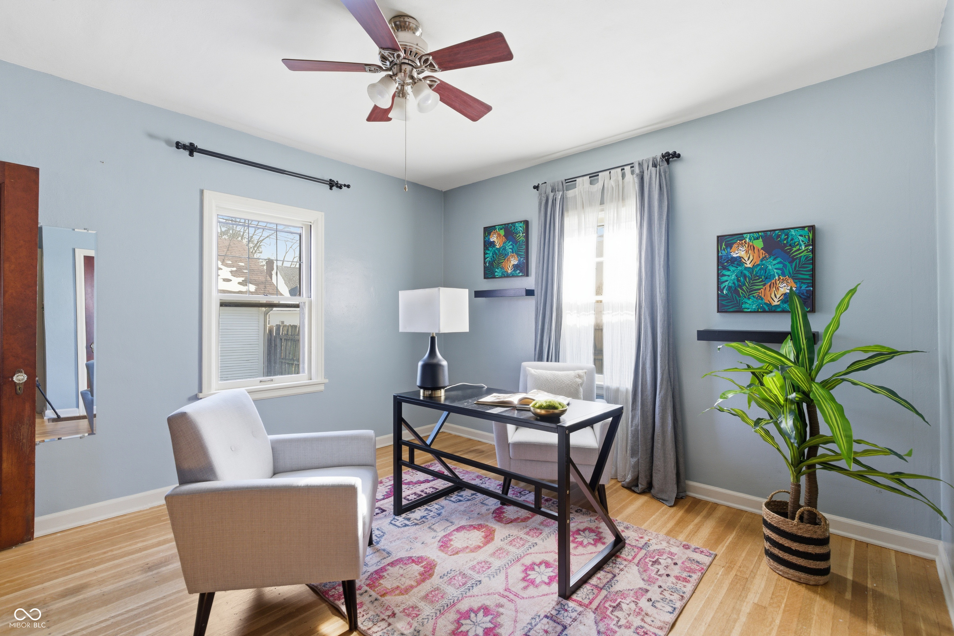 1029 N Drexel Avenue