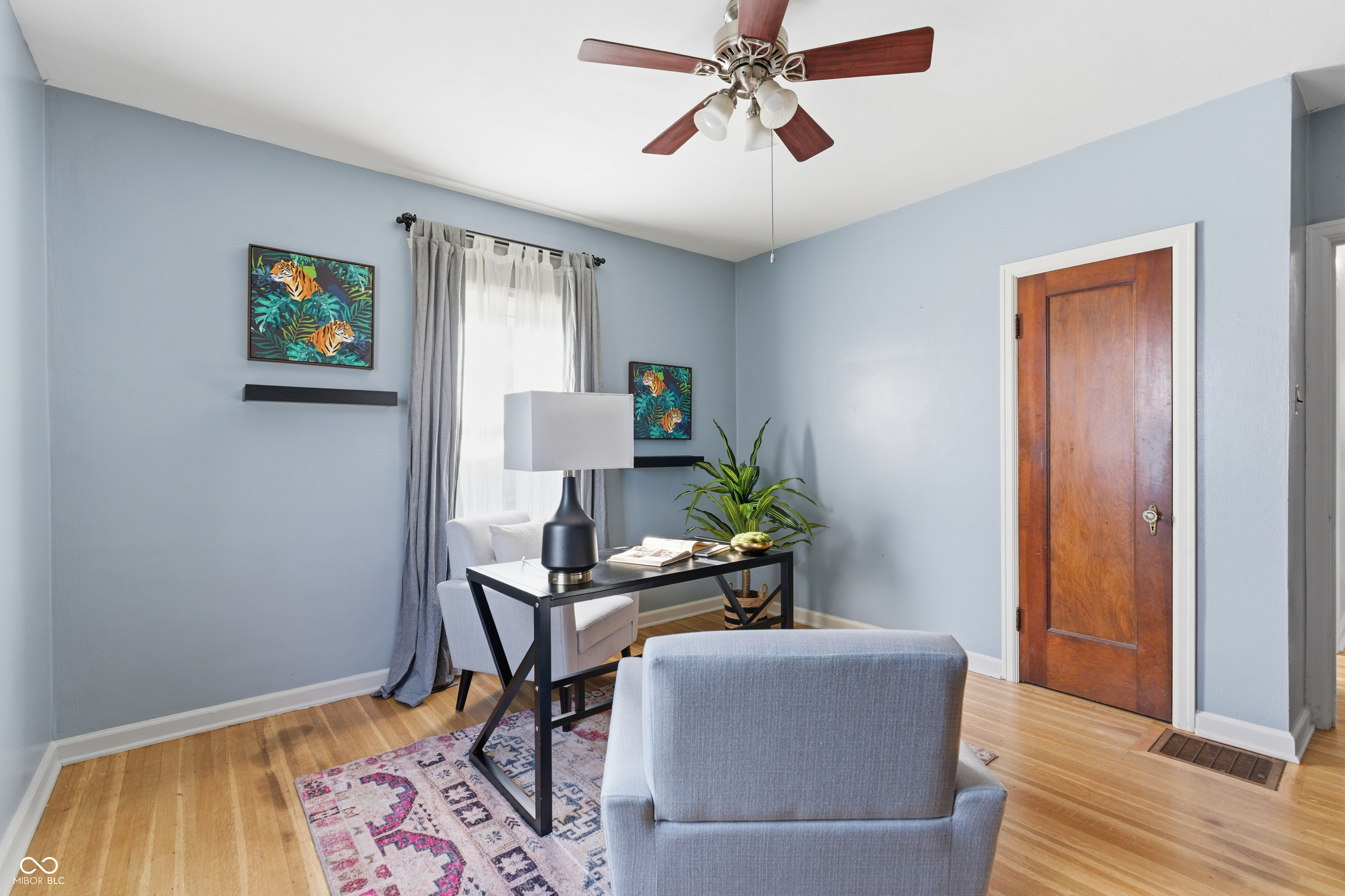 1029 N Drexel Avenue