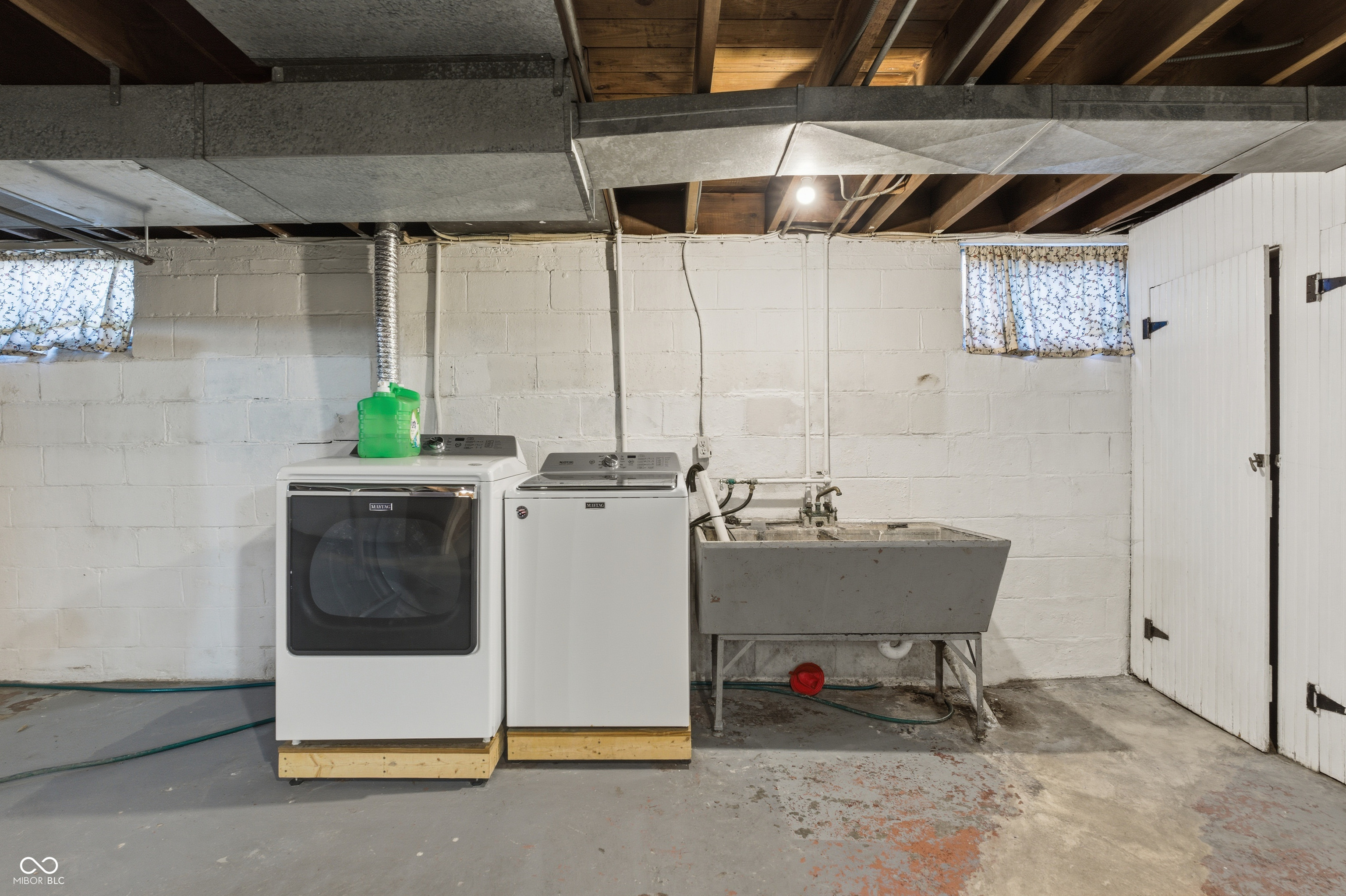 1029 N Drexel Avenue