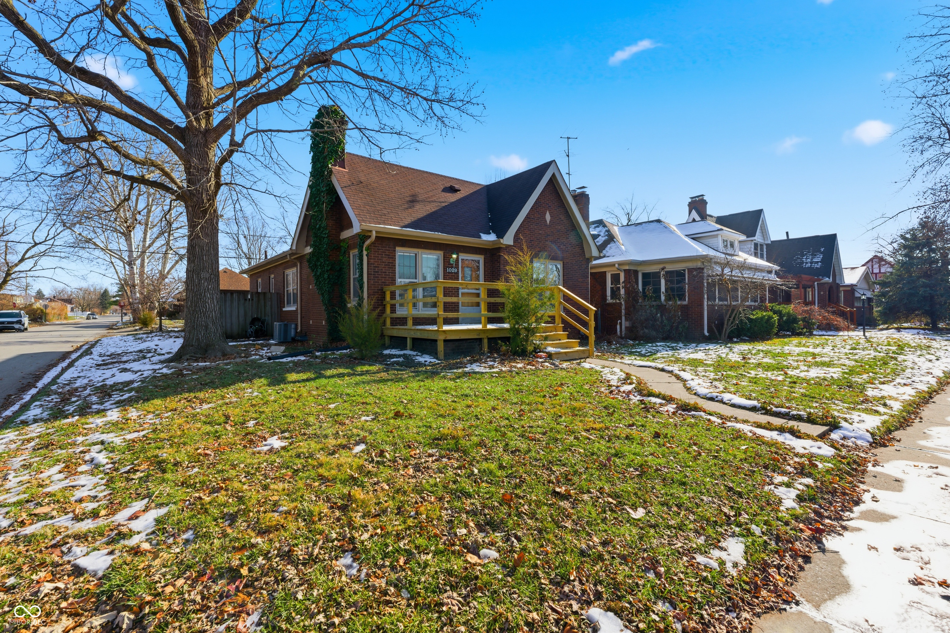 1029 N Drexel Avenue