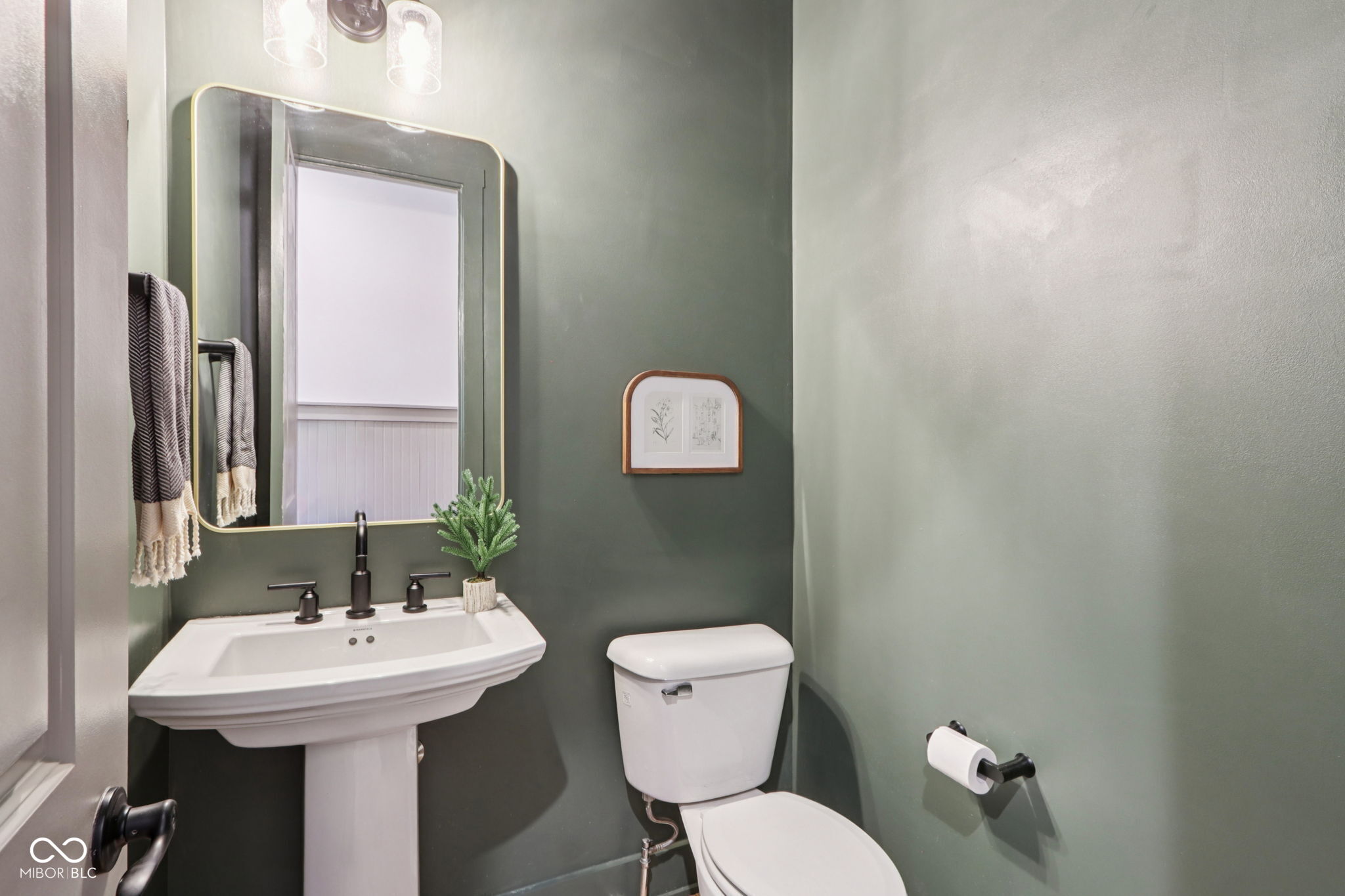 26791 Crooked Creek Avenue