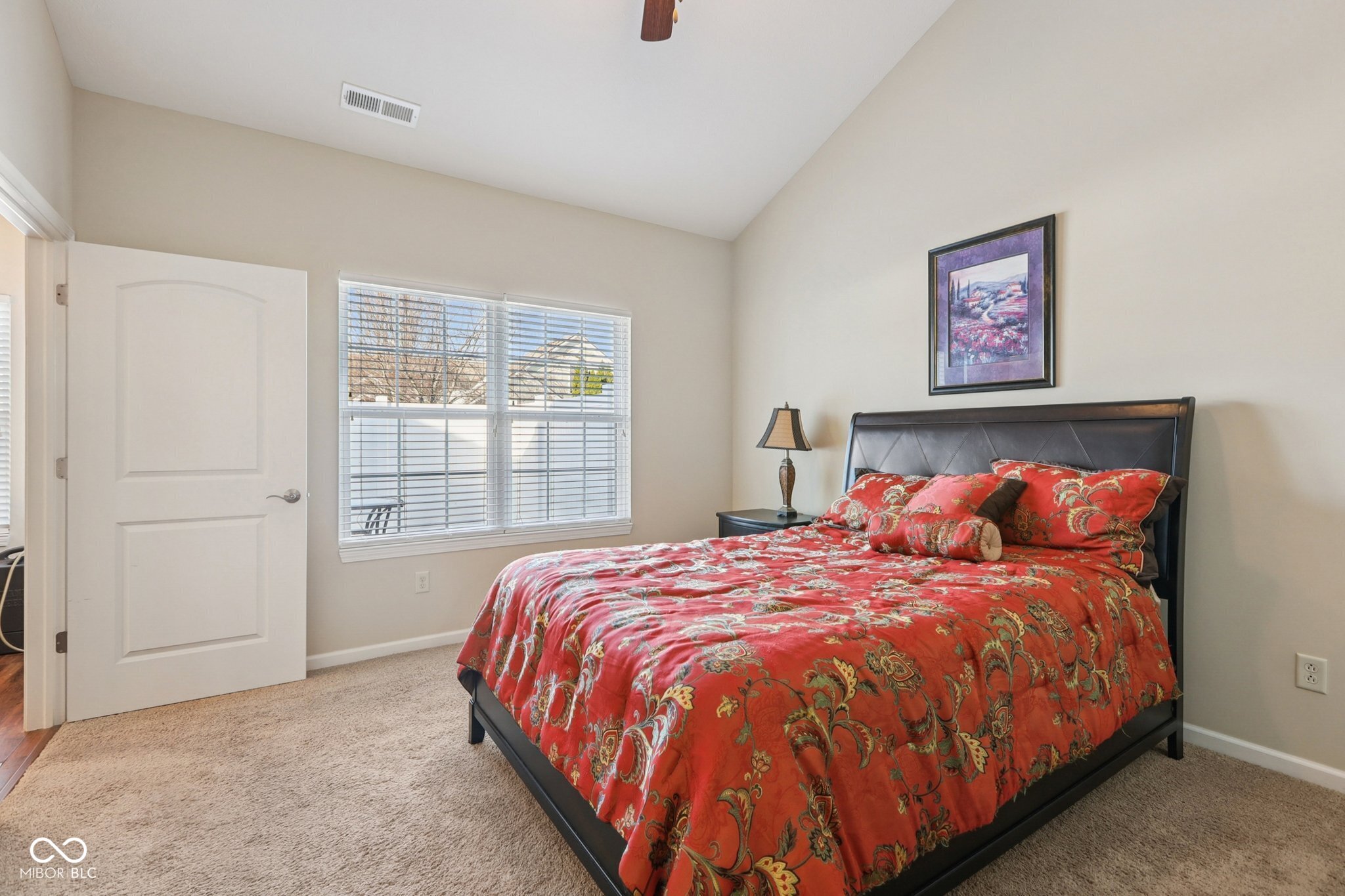 1091 Distinctive Way