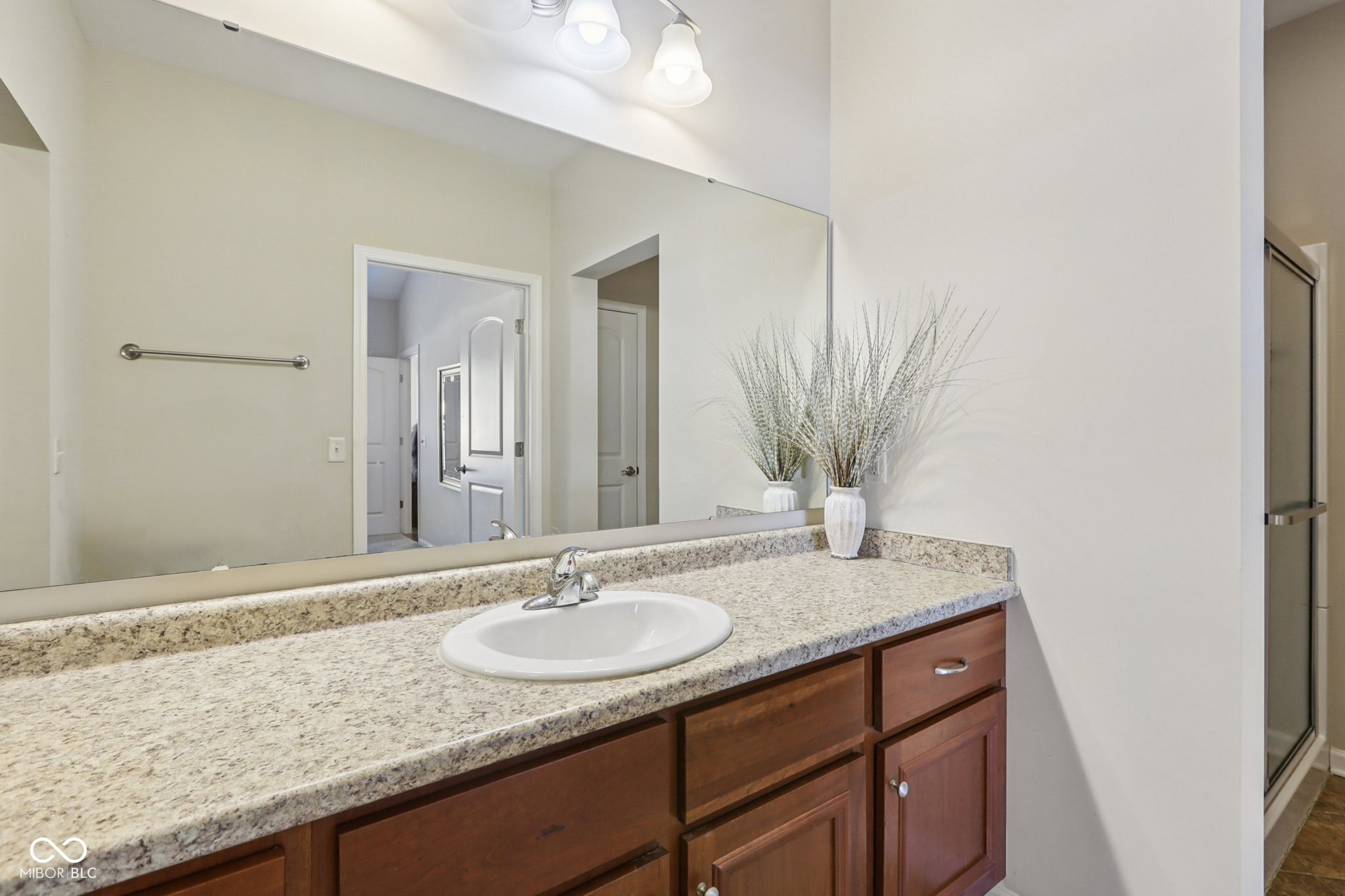 1091 Distinctive Way