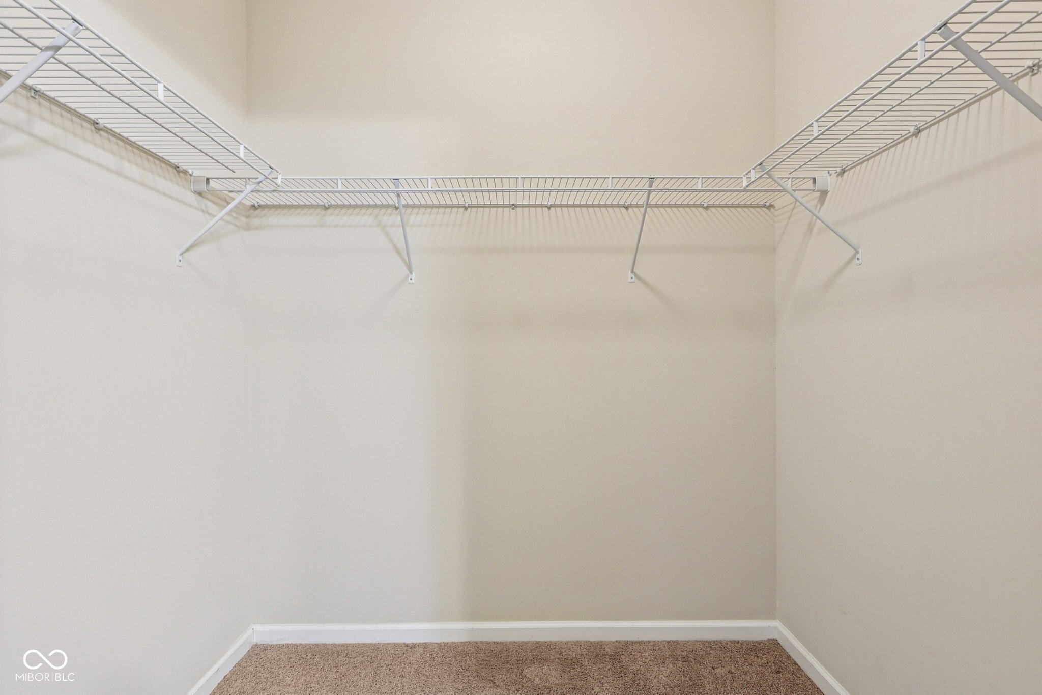 1091 Distinctive Way